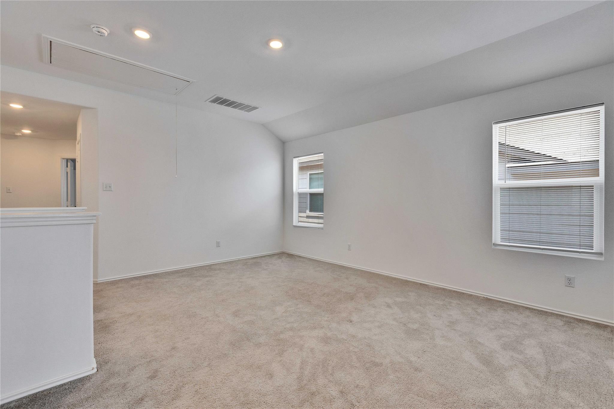 206 Canley Loop, Hutto, TX 78634