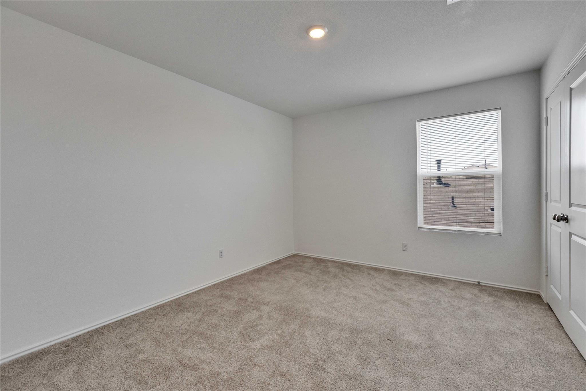 206 Canley Loop, Hutto, TX 78634