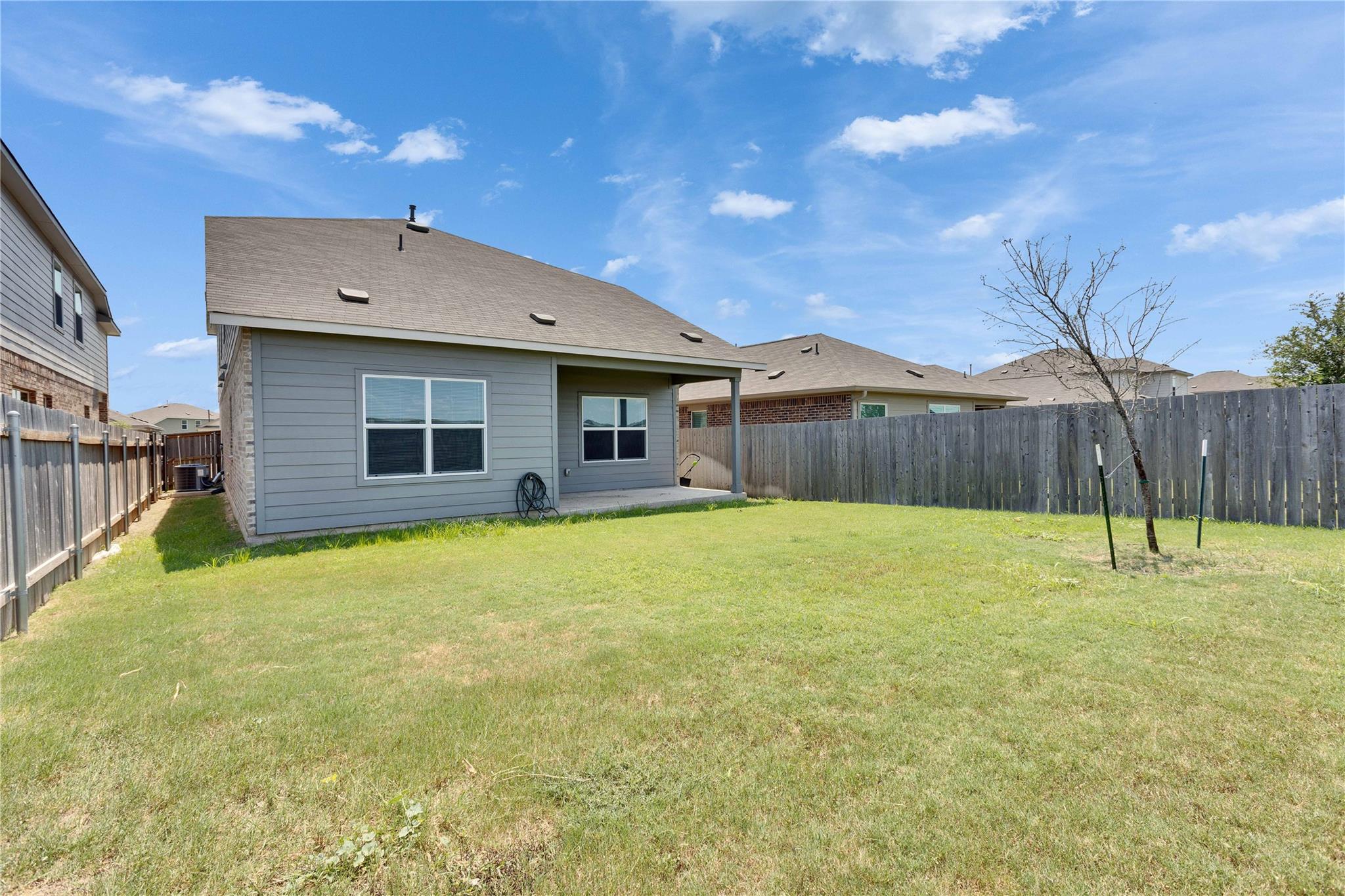 206 Canley Loop, Hutto, TX 78634