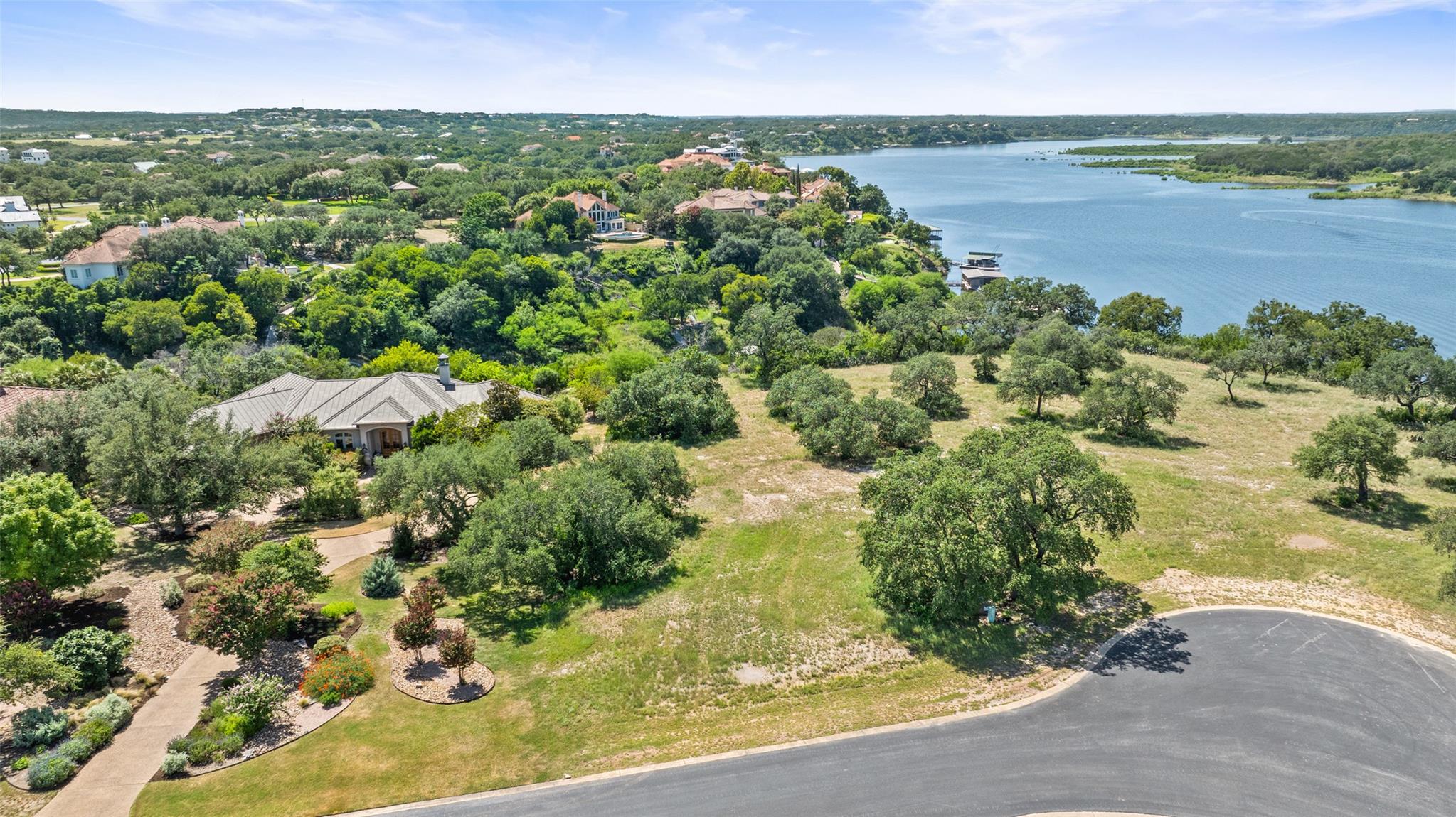2928 Cliff Overlook, Spicewood, TX 78669