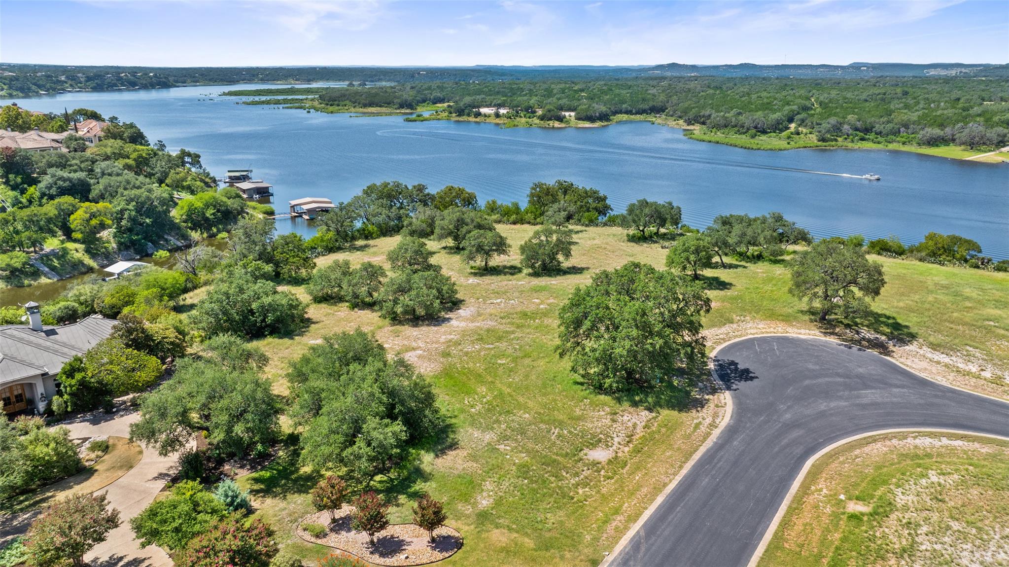 2928 Cliff Overlook, Spicewood, TX 78669