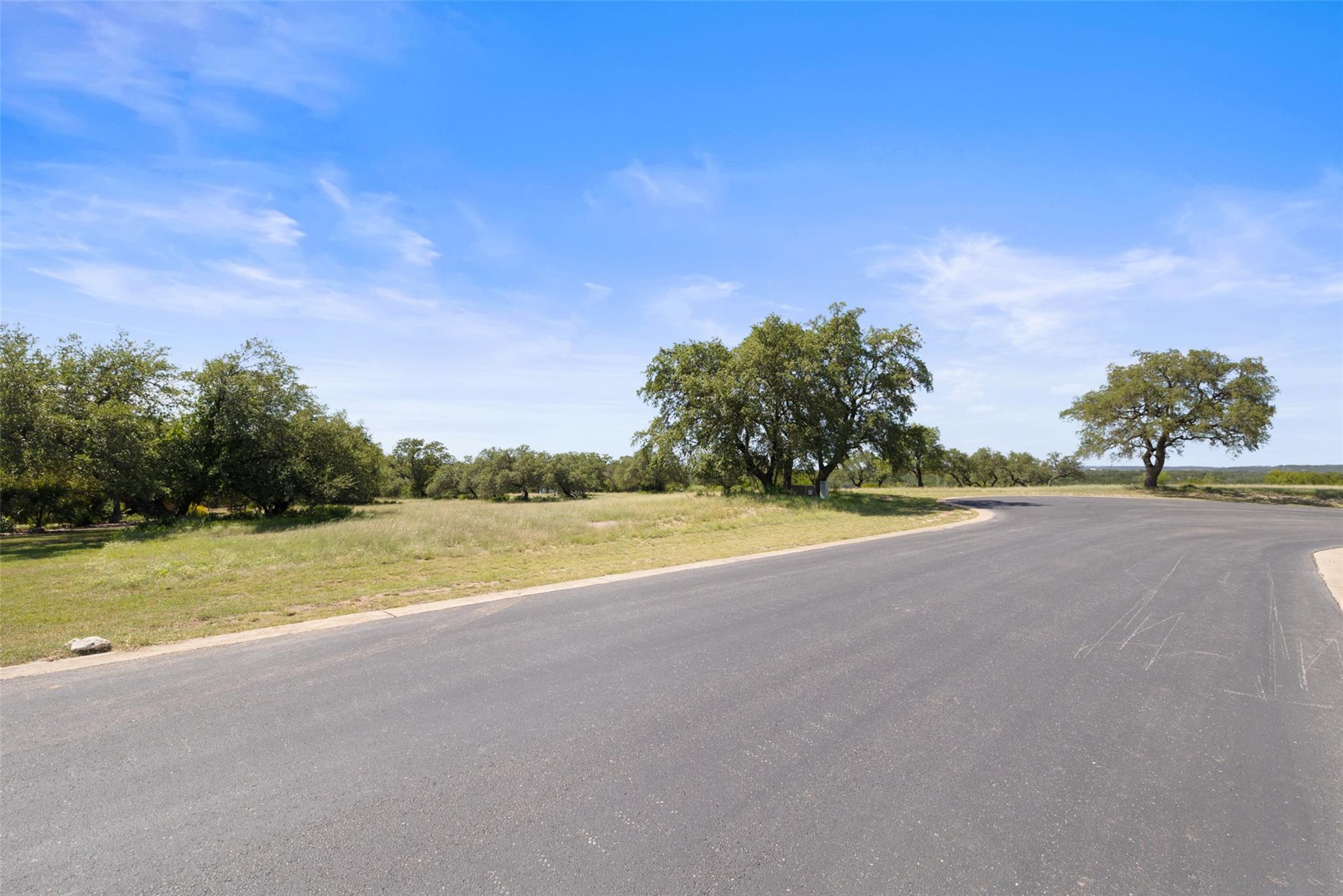 2928 Cliff Overlook, Spicewood, TX 78669