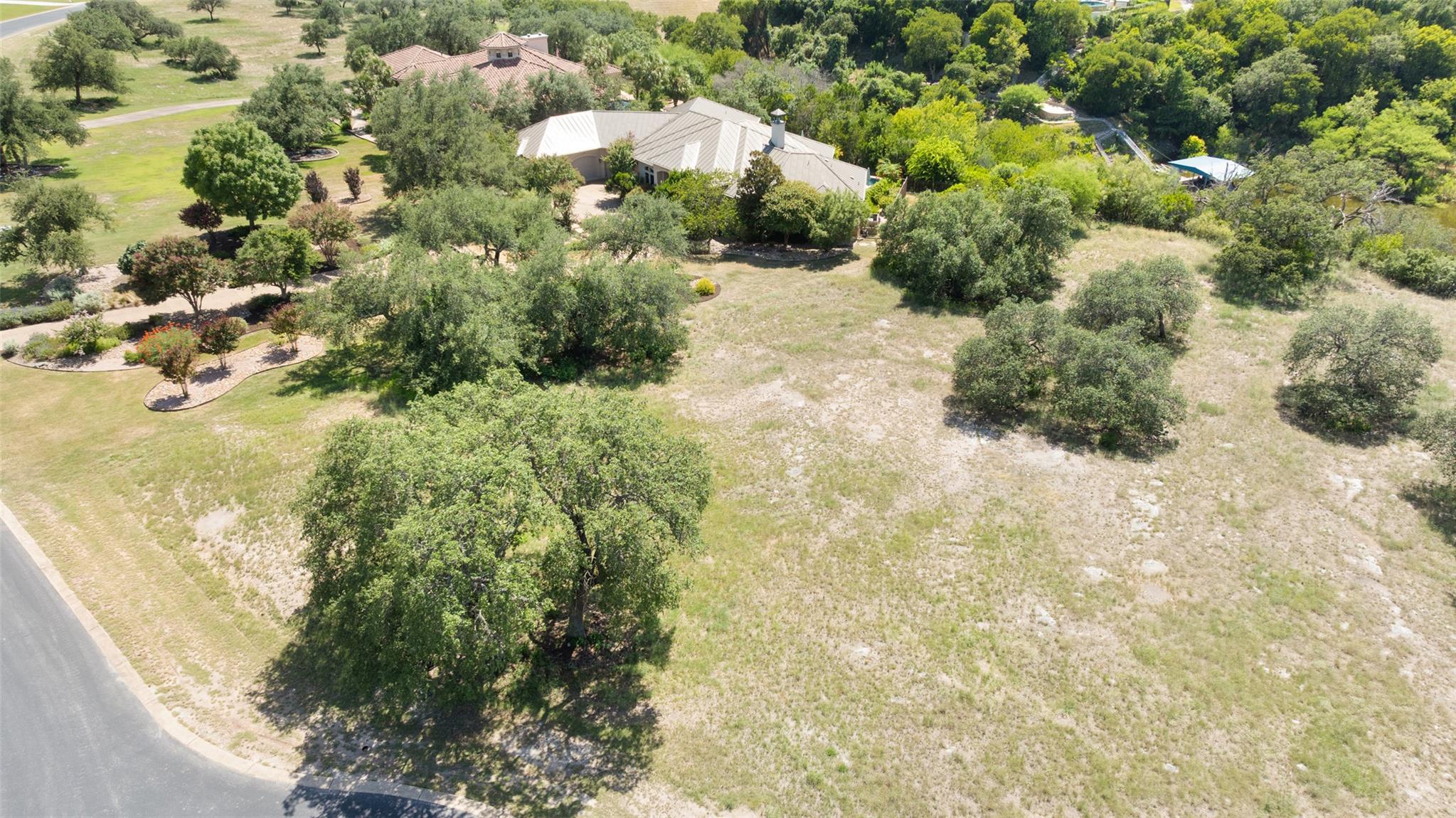2928 Cliff Overlook, Spicewood, TX 78669