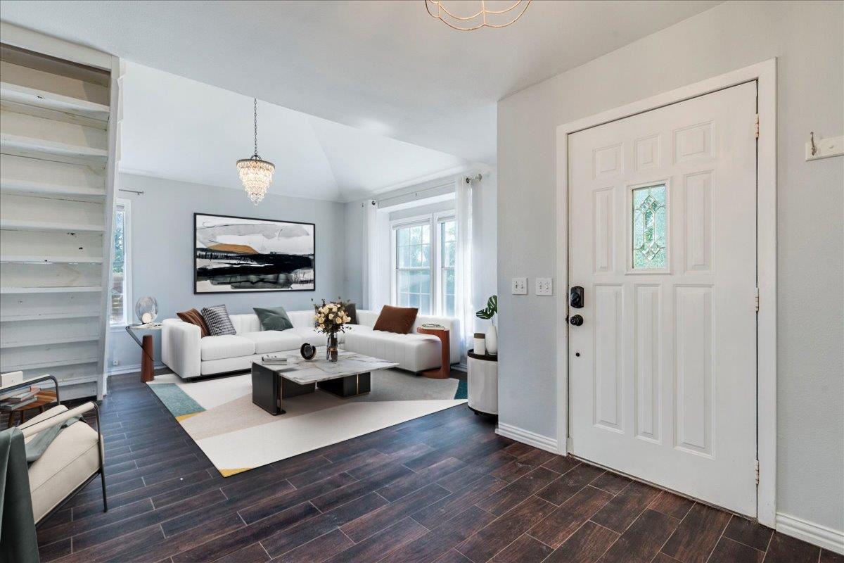 11708 Hornsby Dr, Austin, TX 78753