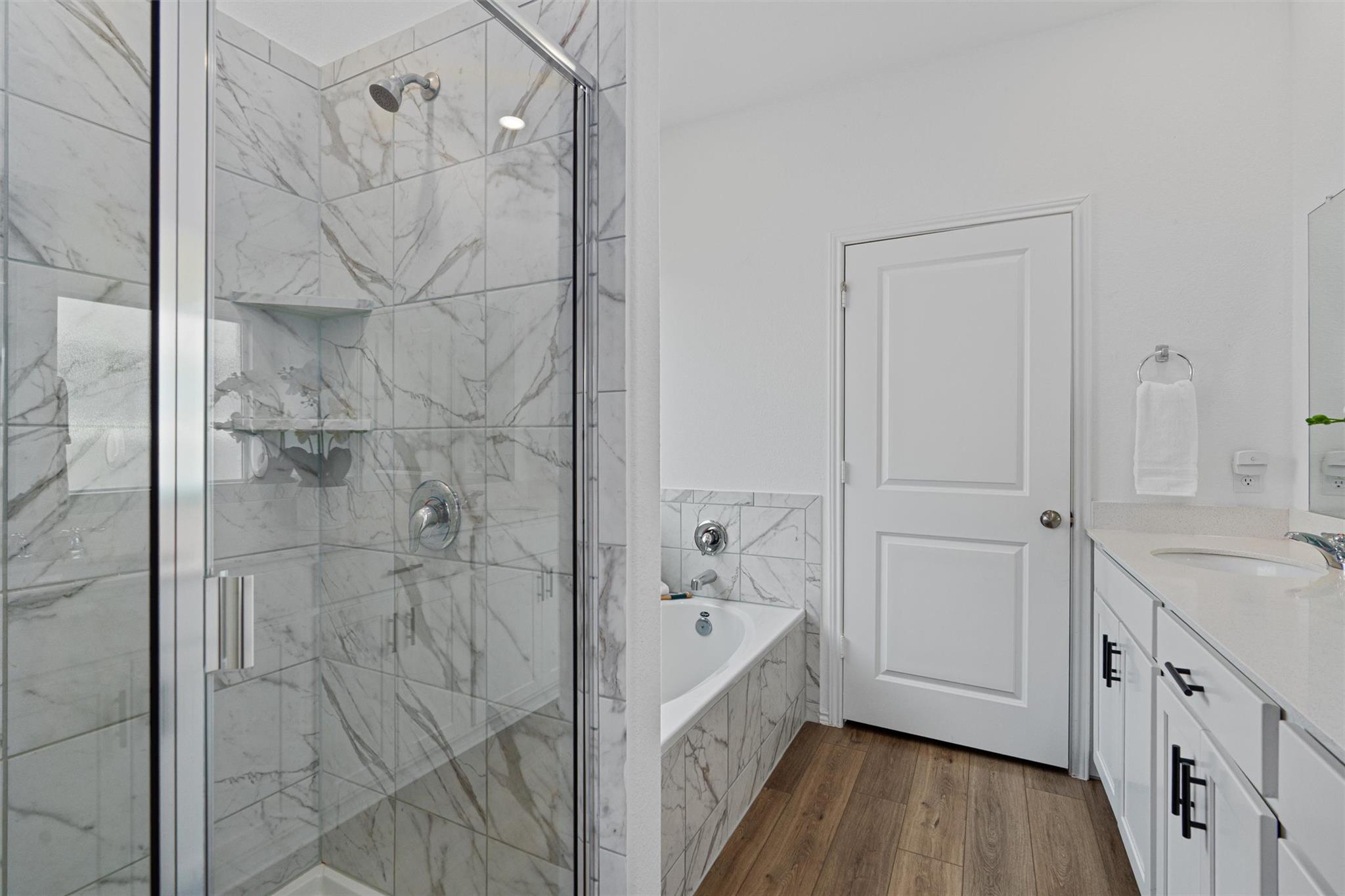 200 Montego St, Hutto, TX 78634