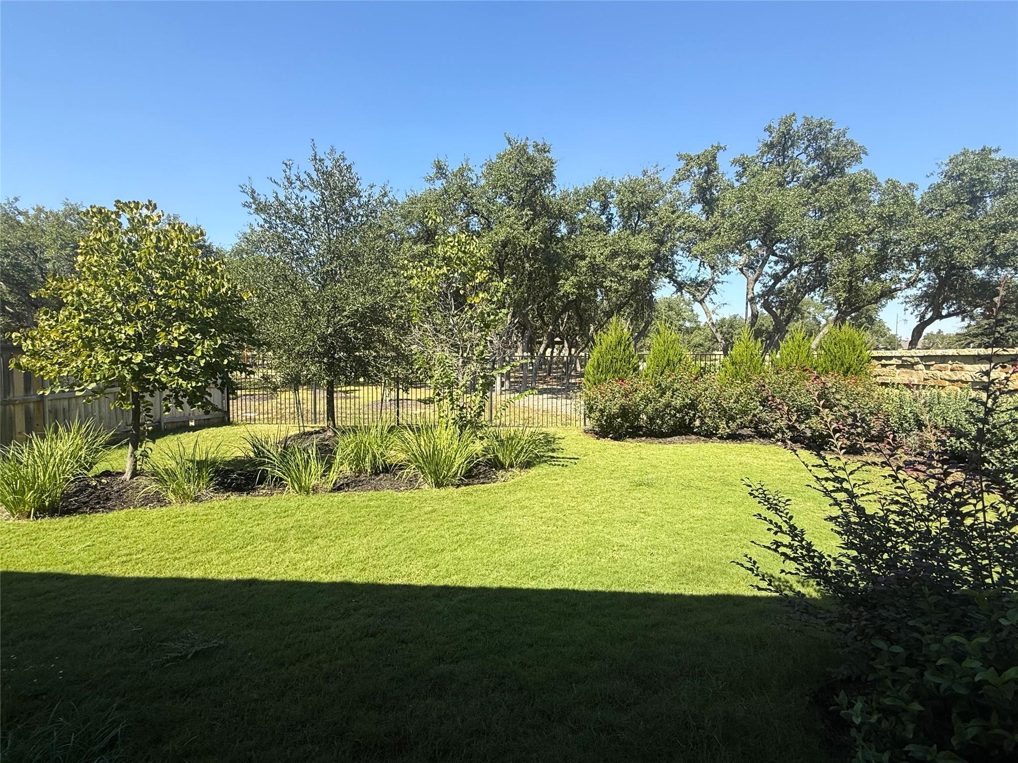 2002 Clearlight Ln, Georgetown, TX 78633