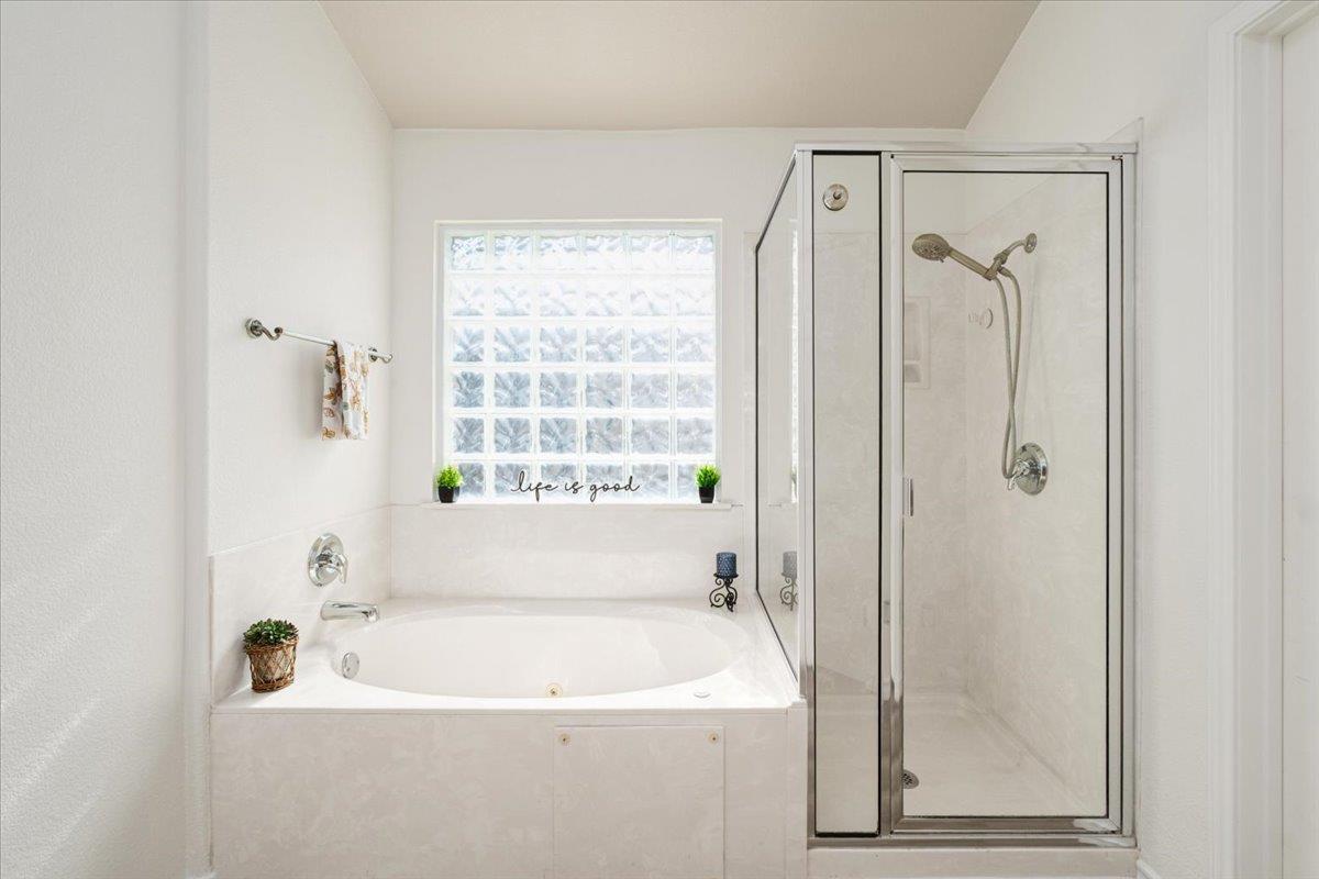 270 Maribel Ave, Buda, TX 78610