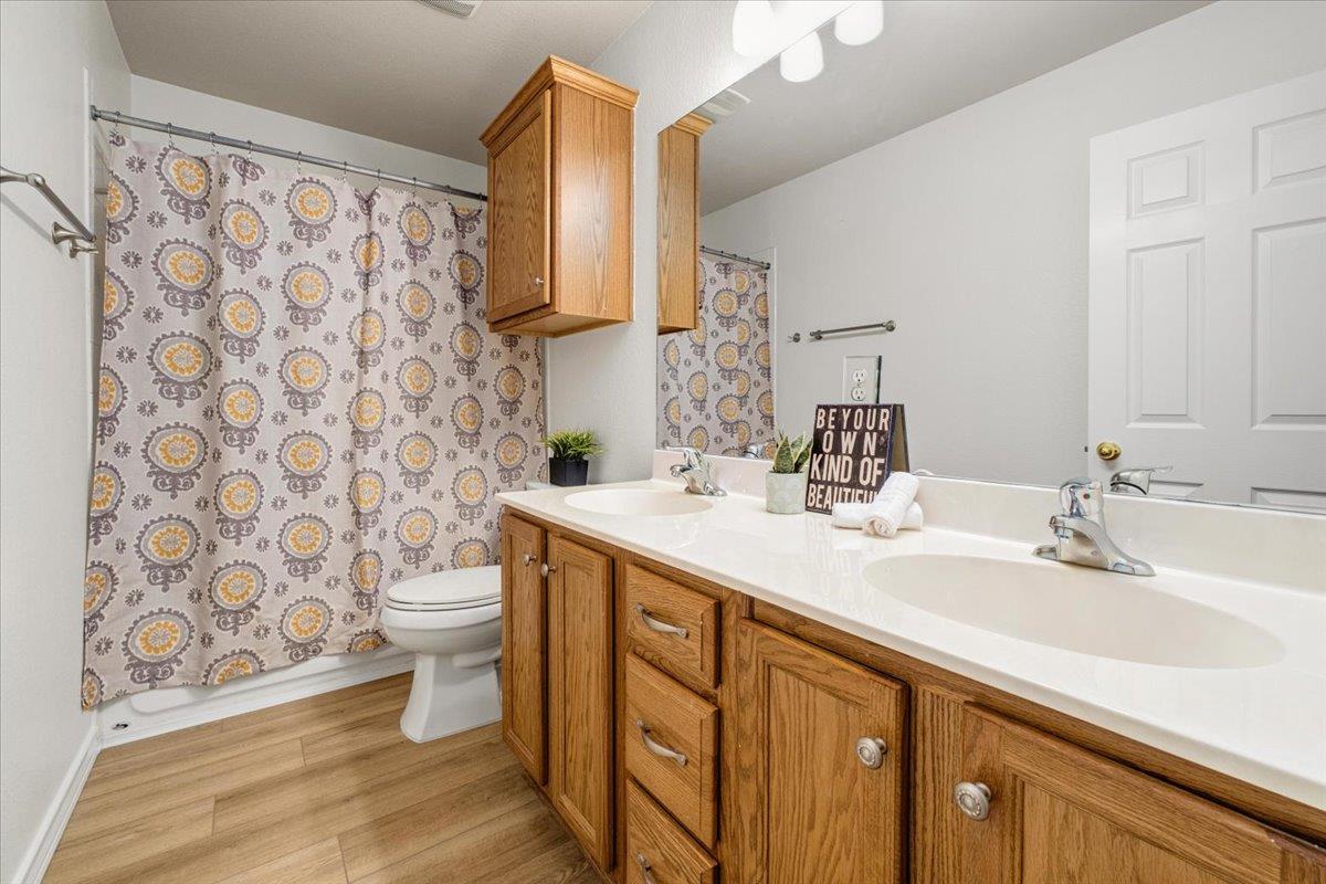 270 Maribel Ave, Buda, TX 78610