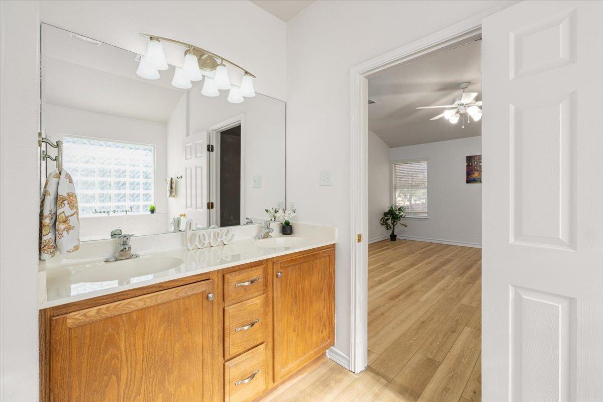 270 Maribel Ave, Buda, TX 78610