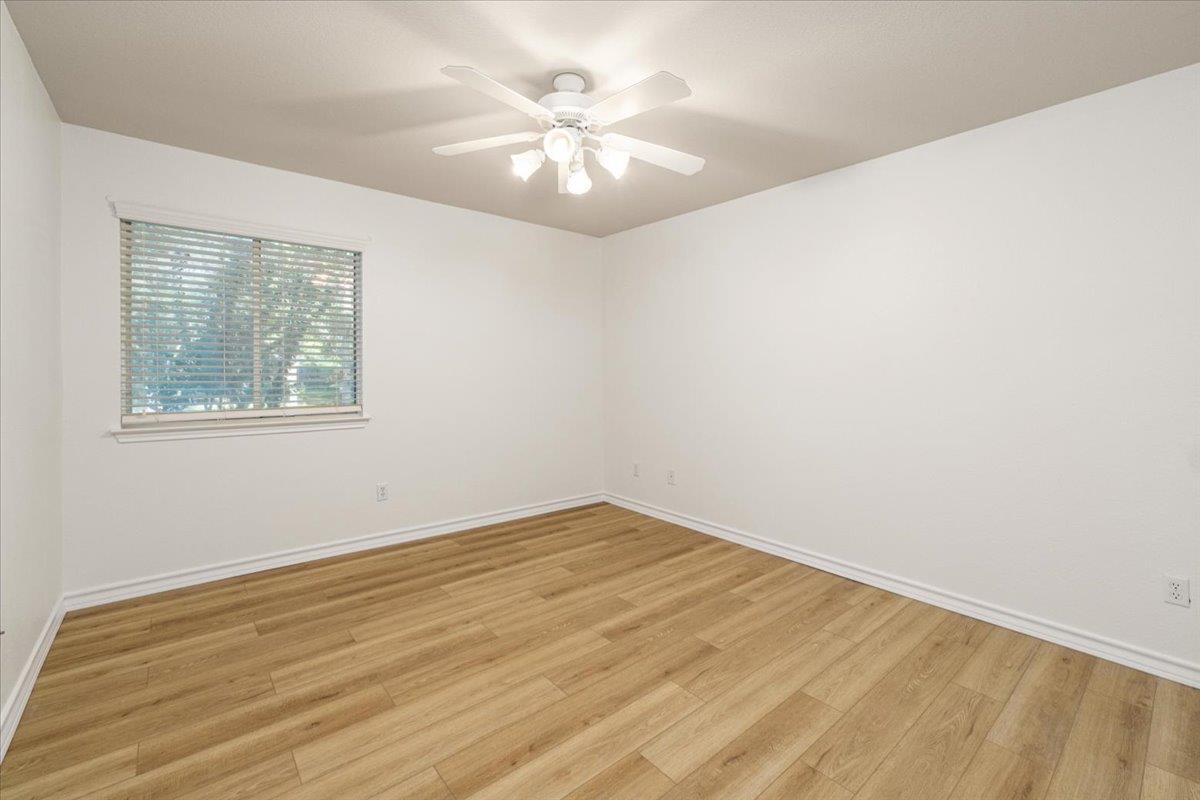 270 Maribel Ave, Buda, TX 78610