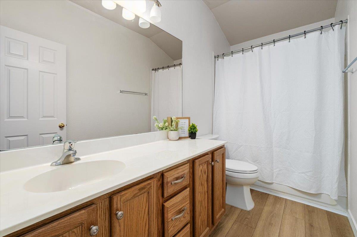 270 Maribel Ave, Buda, TX 78610