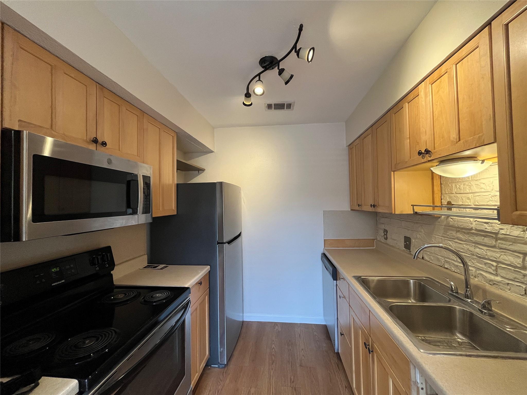 500 Riverside Dr E # 255, Austin, TX 78704