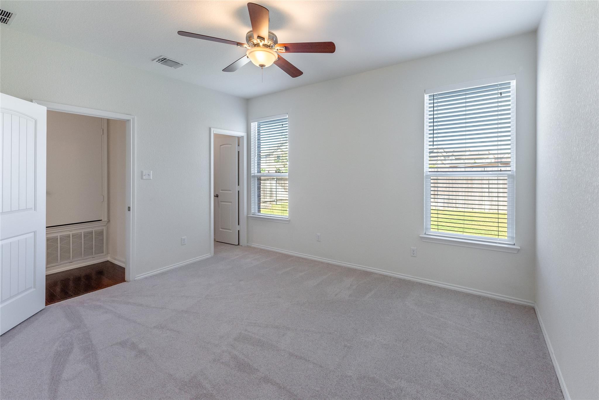 2950 E Old Settlers Blvd # 82, Round Rock, TX 78665