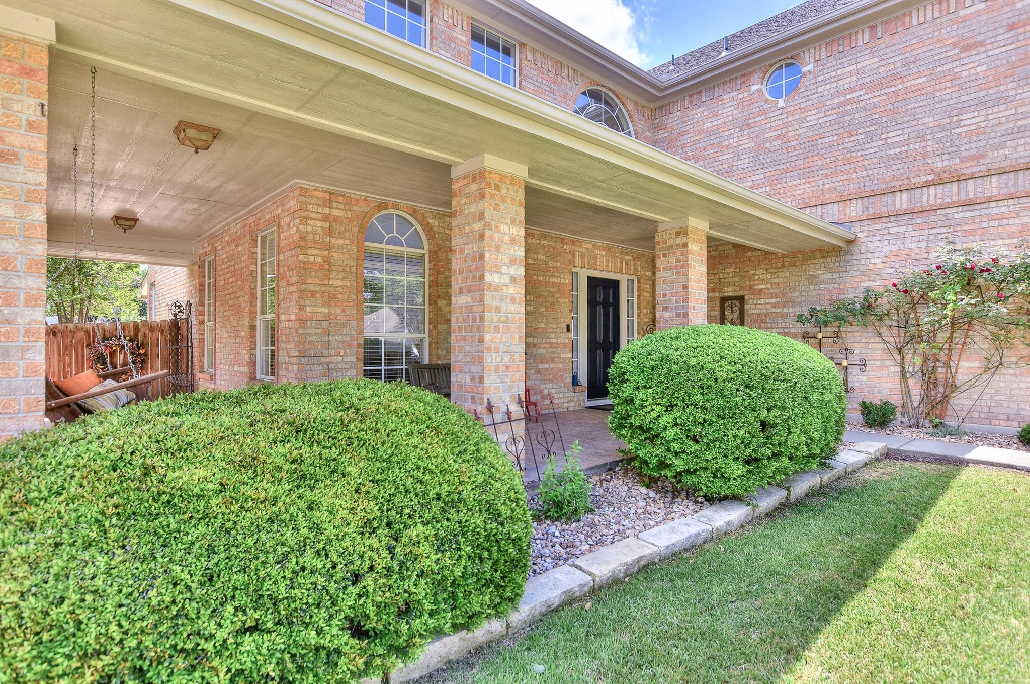 105 Brentwood Dr, Georgetown, TX 78628