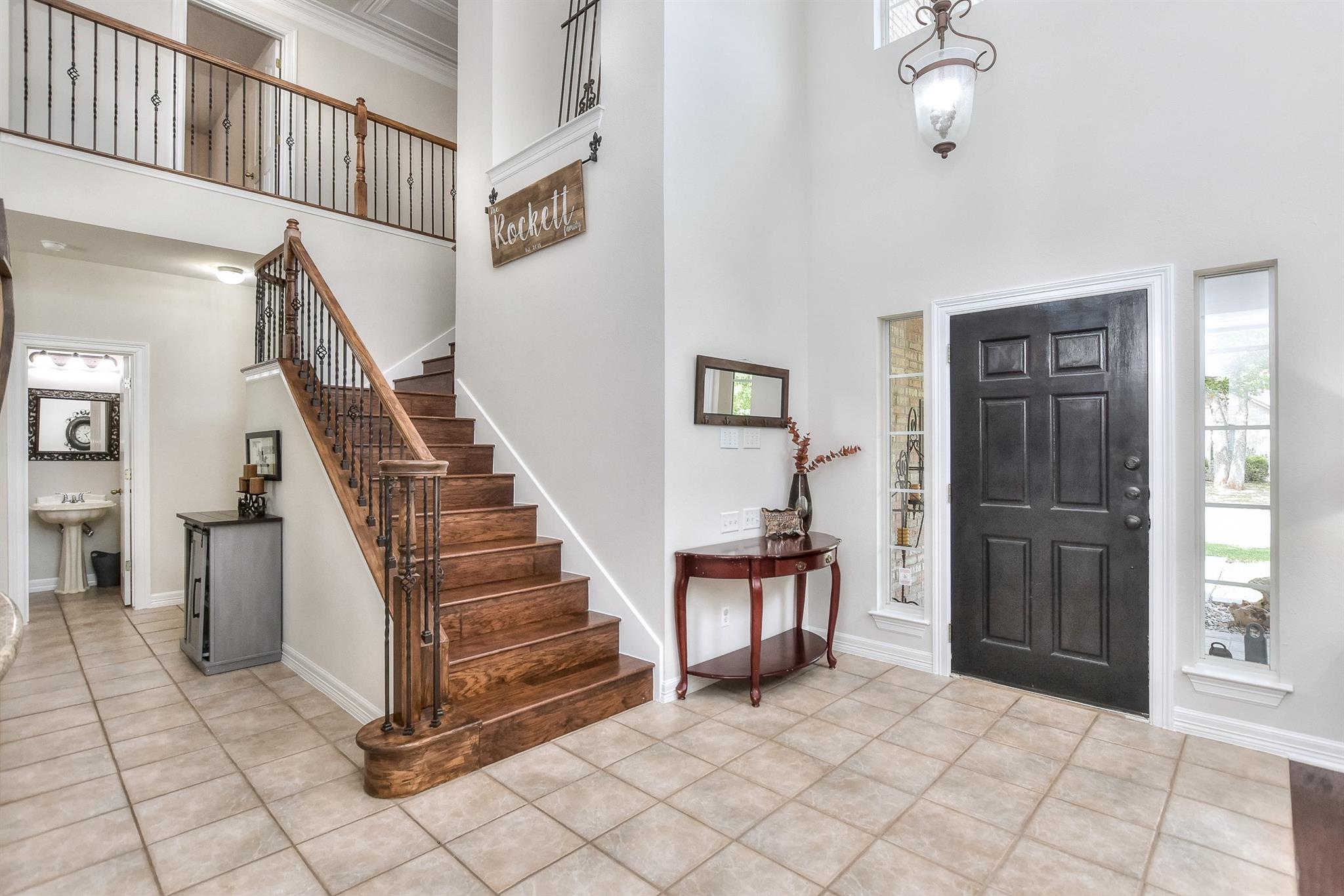 105 Brentwood Dr, Georgetown, TX 78628