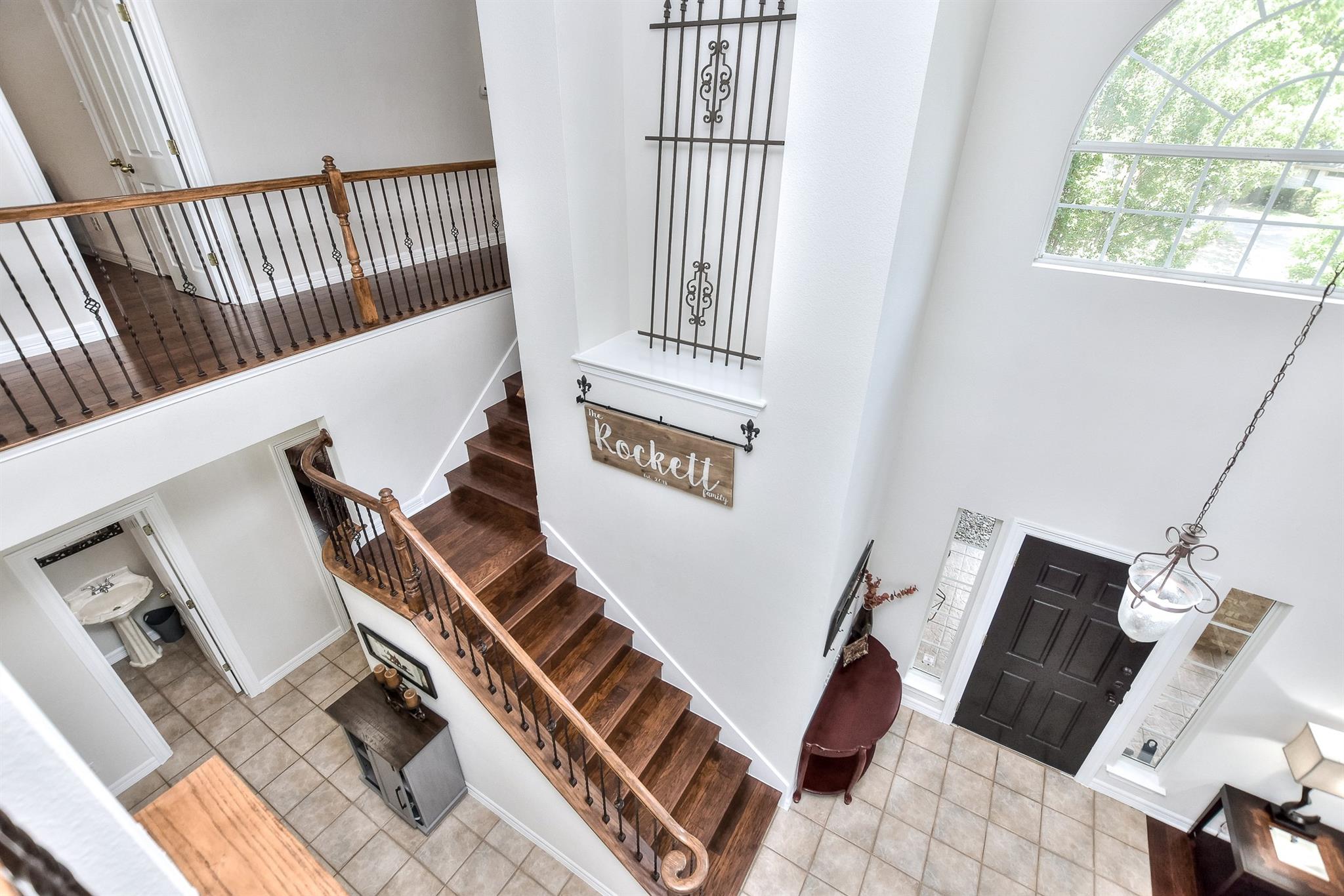 105 Brentwood Dr, Georgetown, TX 78628