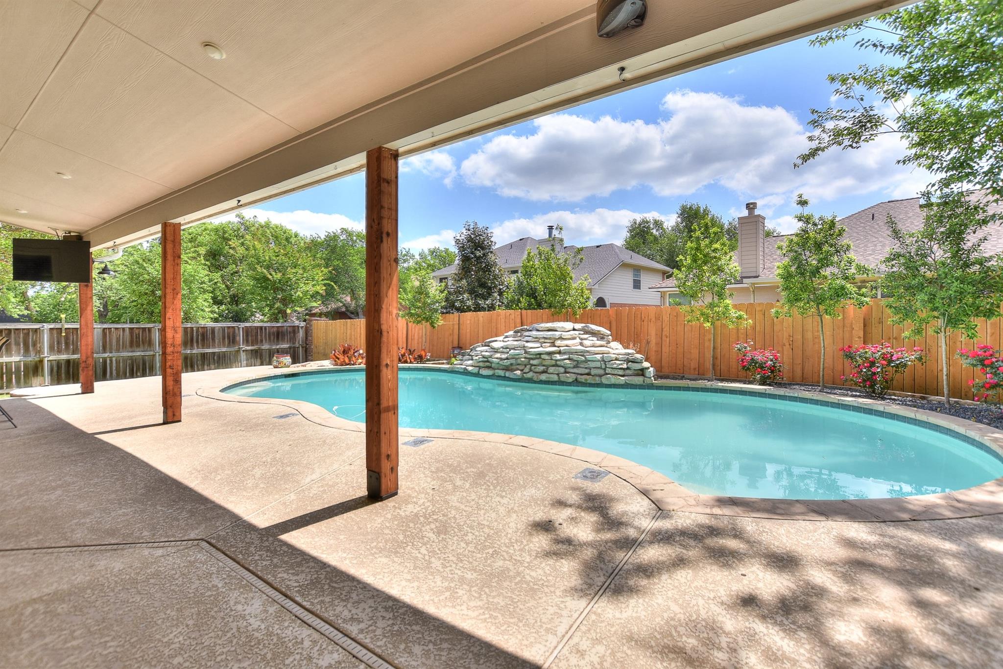 105 Brentwood Dr, Georgetown, TX 78628