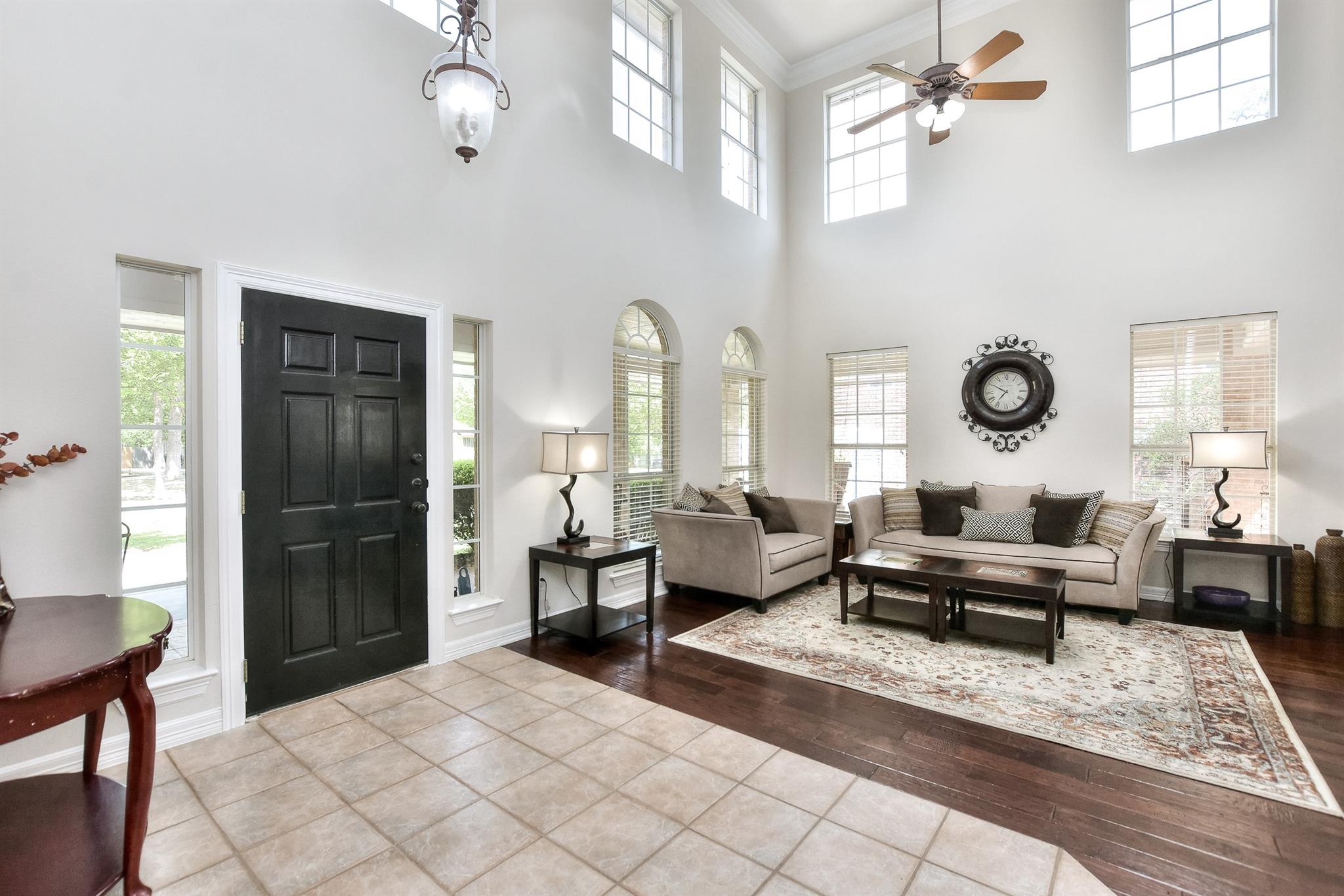 105 Brentwood Dr, Georgetown, TX 78628