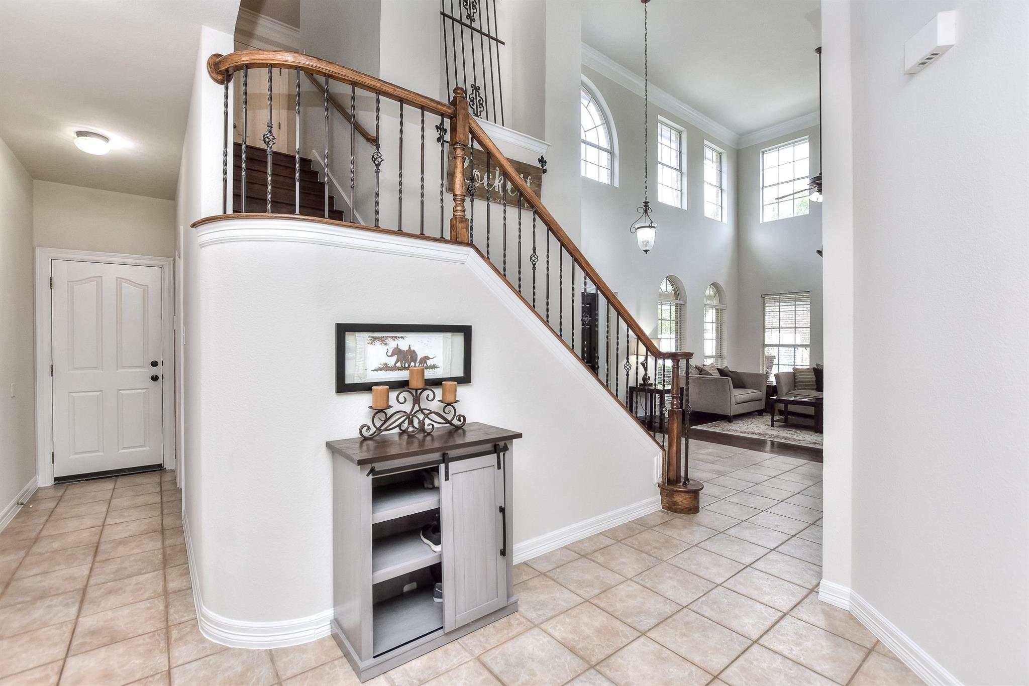 105 Brentwood Dr, Georgetown, TX 78628