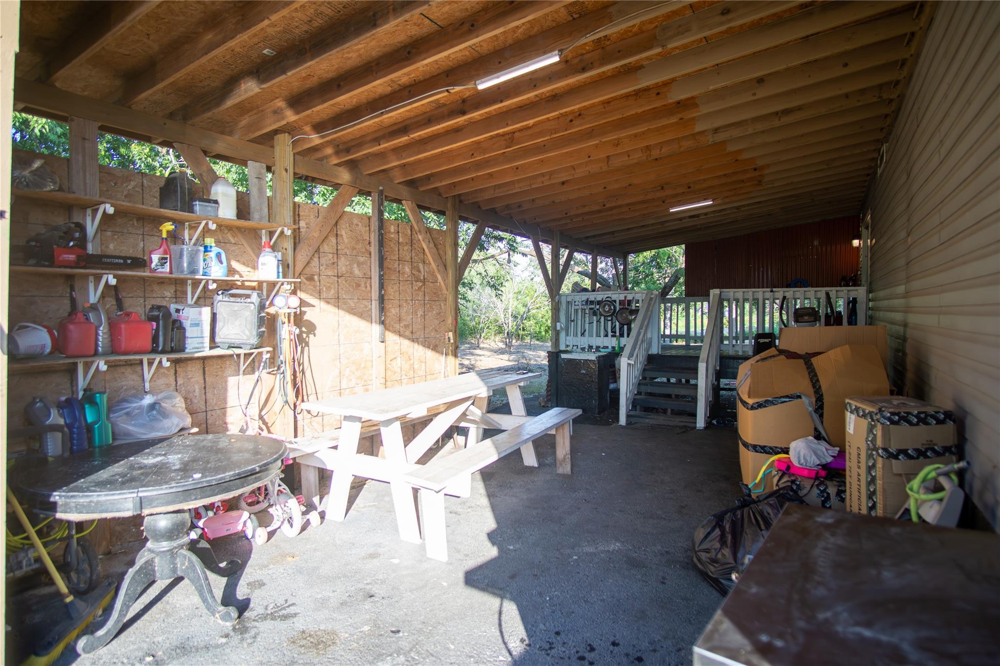 205 Arrowhead Cv, Kyle, TX 78640