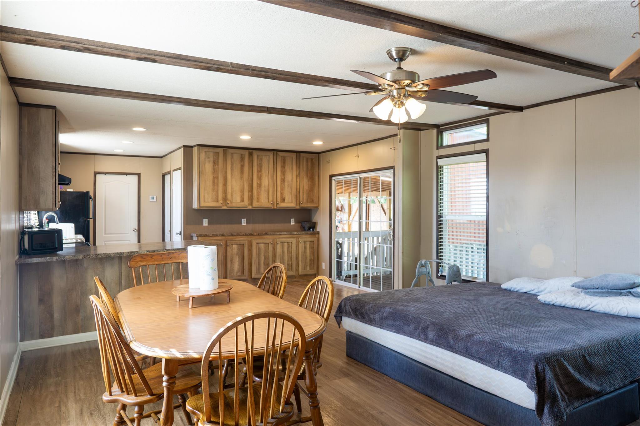 205 Arrowhead Cv, Kyle, TX 78640