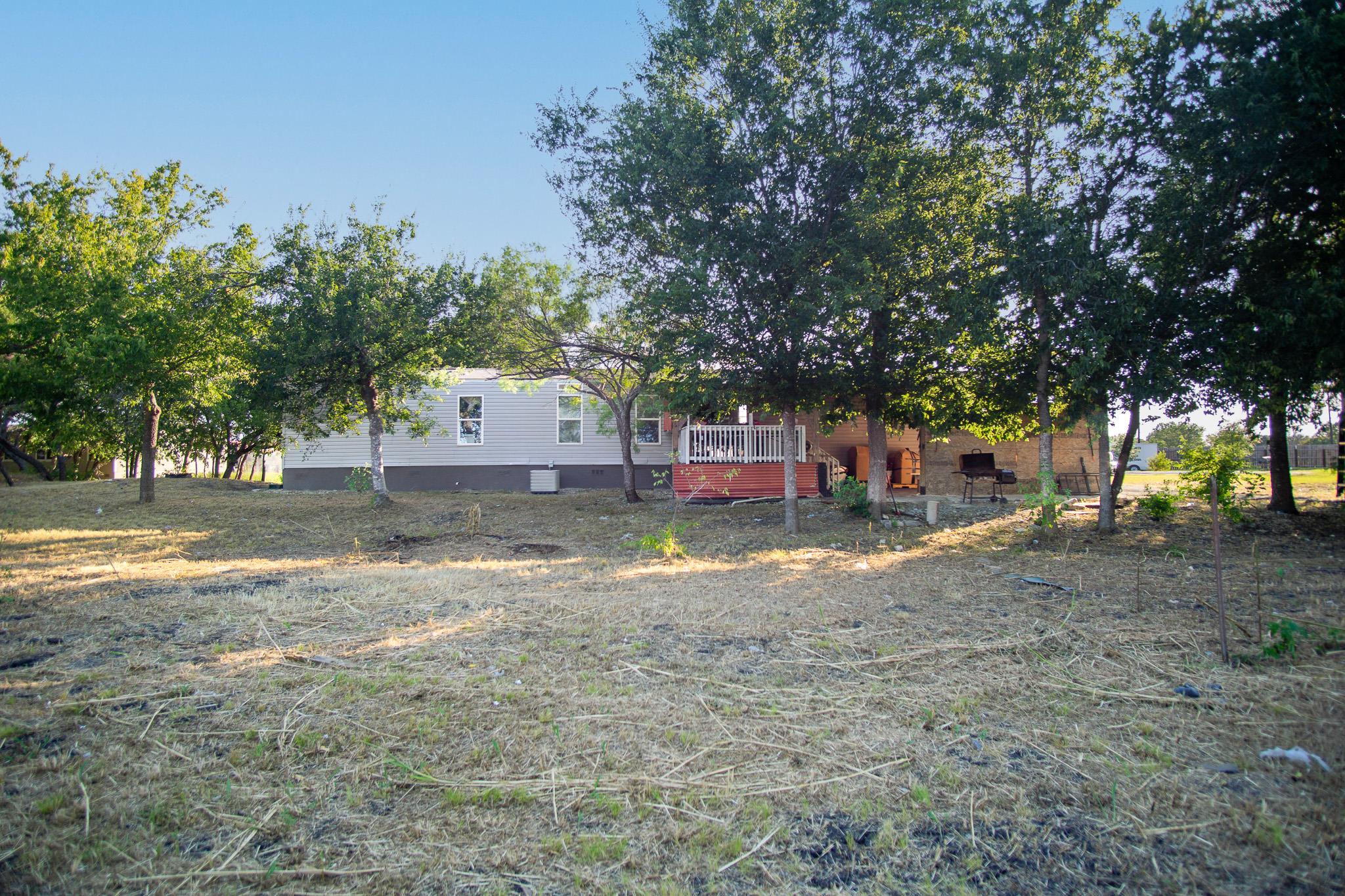 205 Arrowhead Cv, Kyle, TX 78640