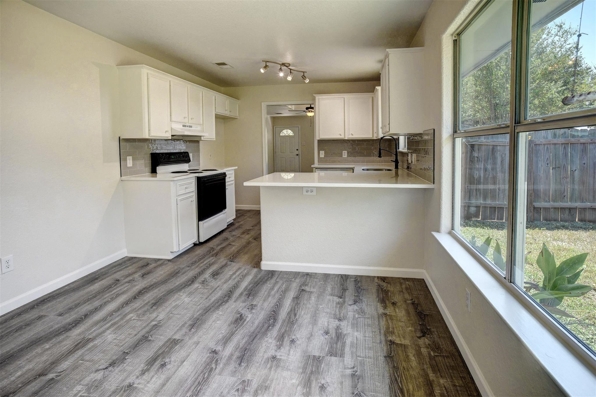 201 Maynard St, Bastrop, TX 78602