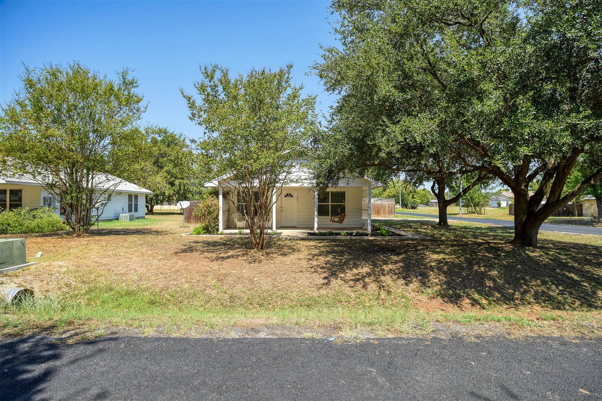 201 Maynard St, Bastrop, TX 78602