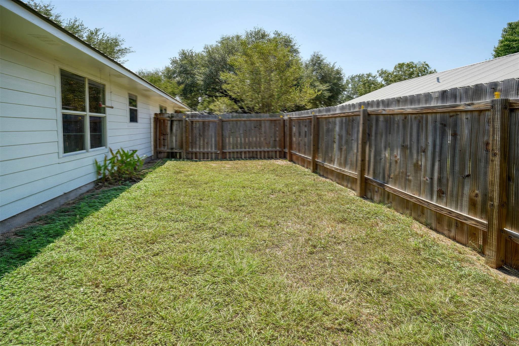 201 Maynard St, Bastrop, TX 78602