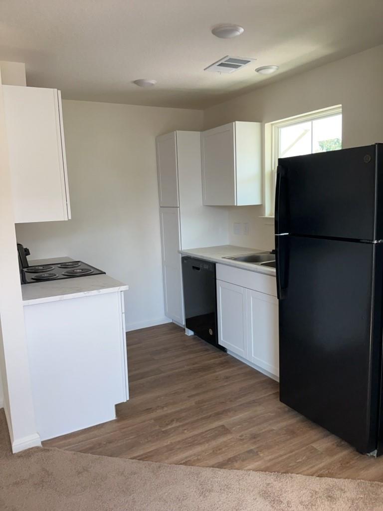 2002 W 2nd St # 1002, Taylor, TX 76574