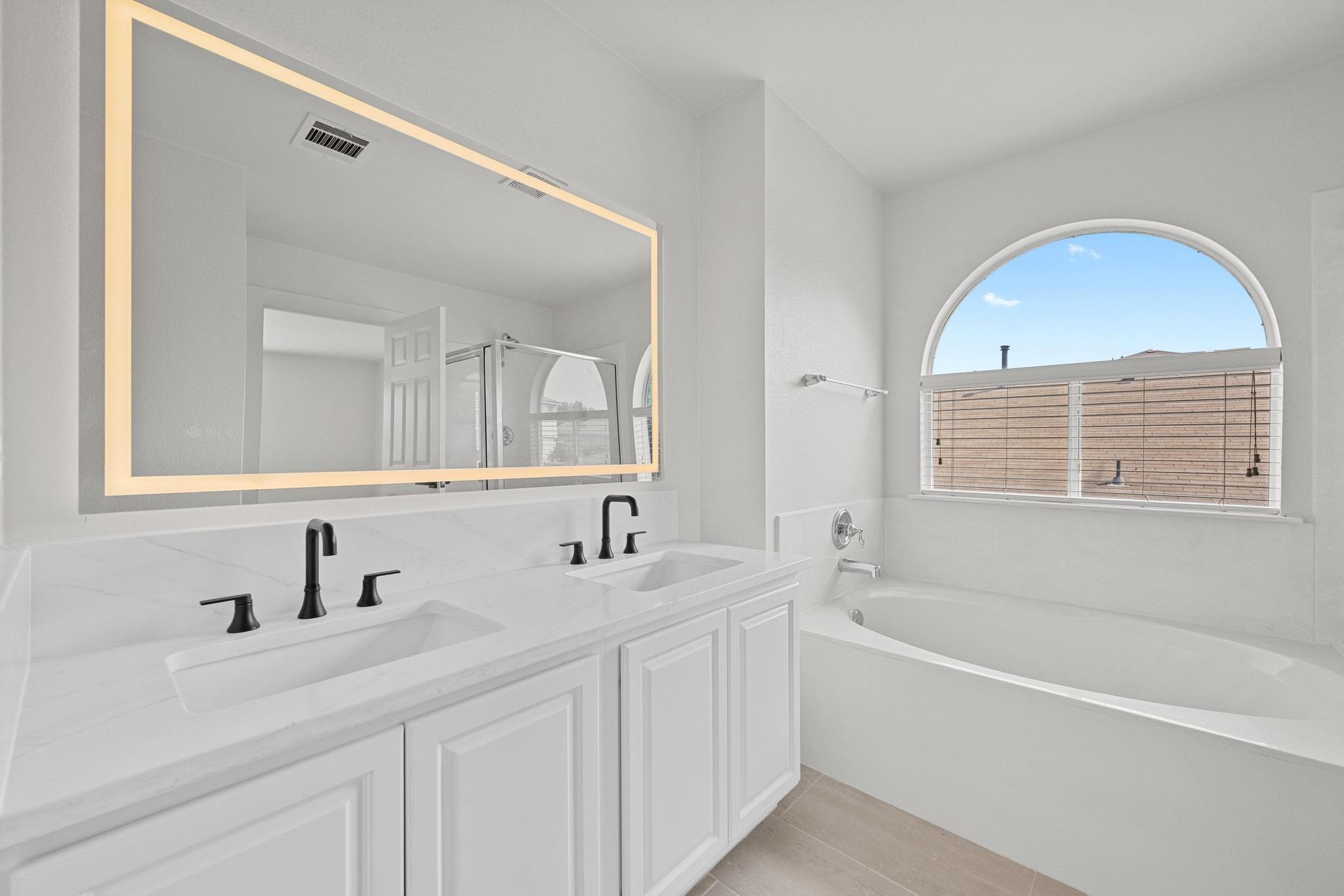 117 Waterloo Dr, Kyle, TX 78640