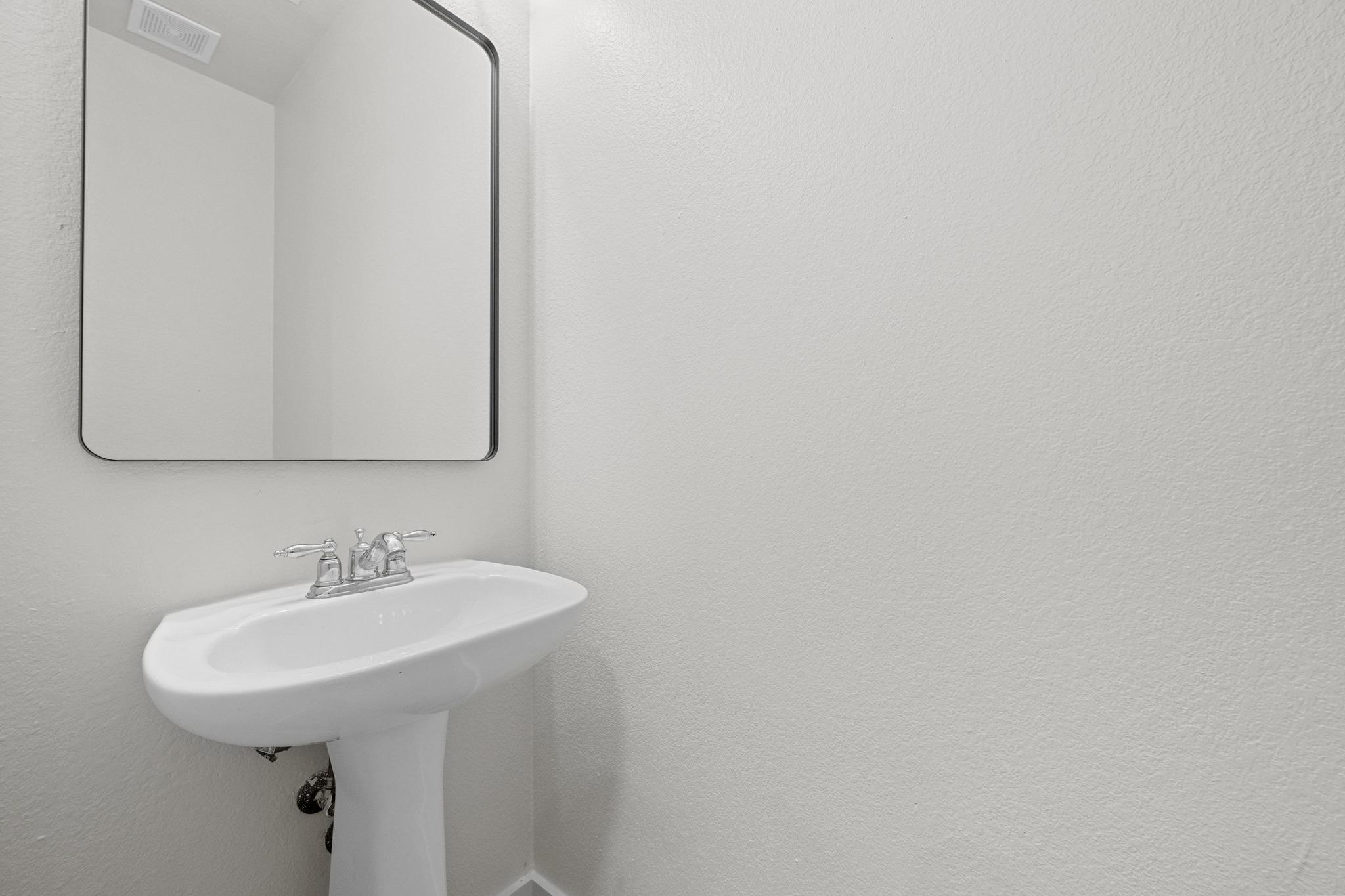 117 Waterloo Dr, Kyle, TX 78640