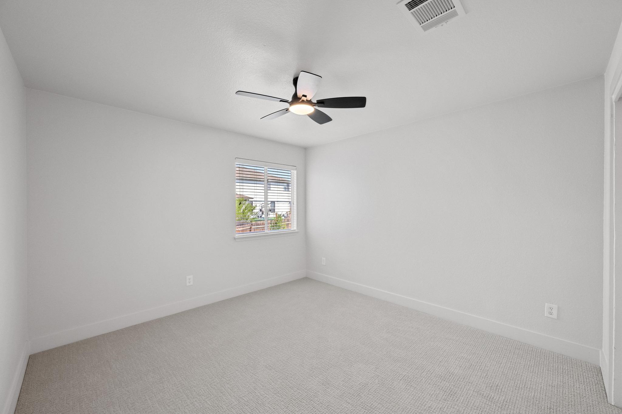 117 Waterloo Dr, Kyle, TX 78640