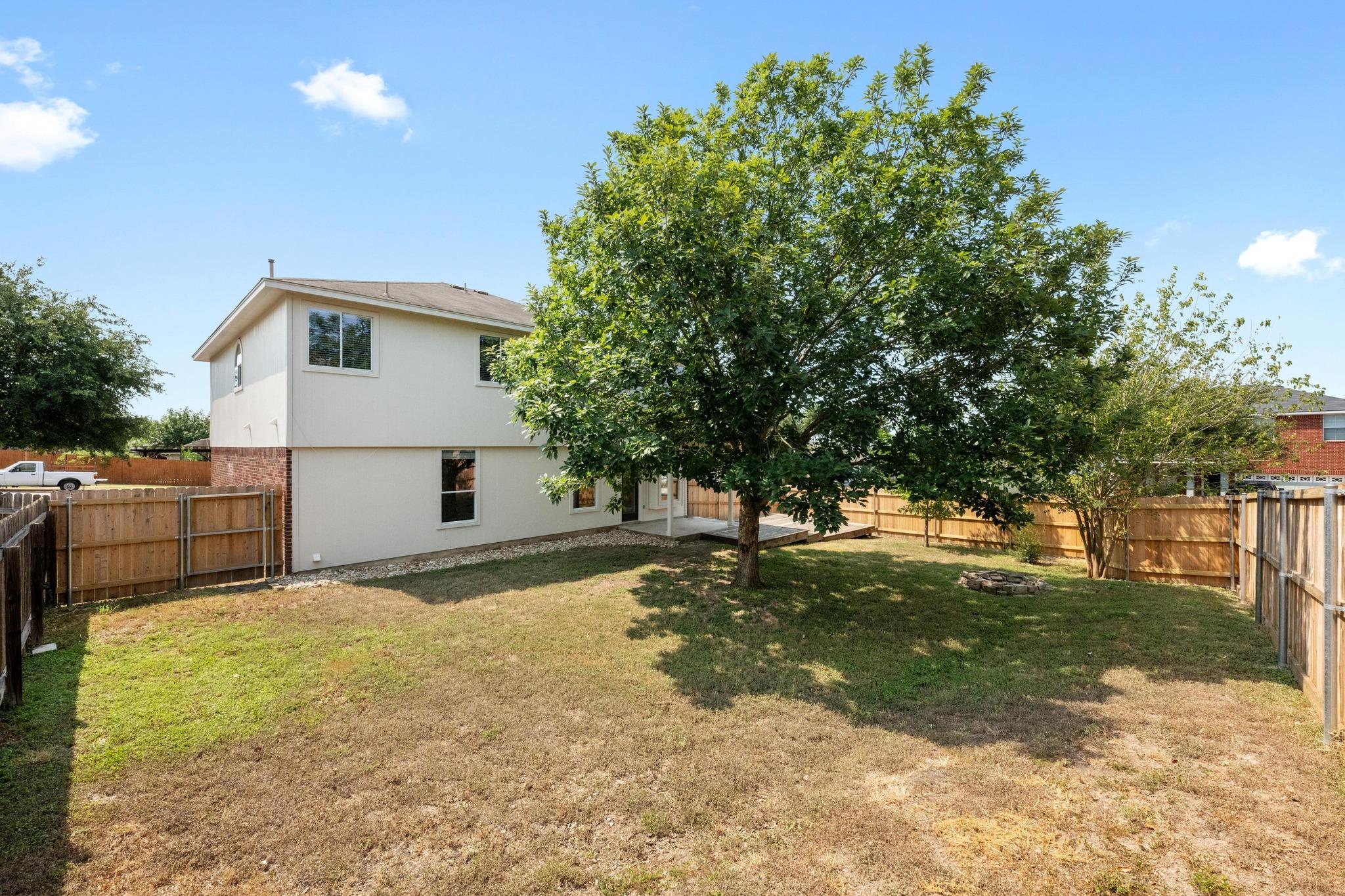 117 Waterloo Dr, Kyle, TX 78640