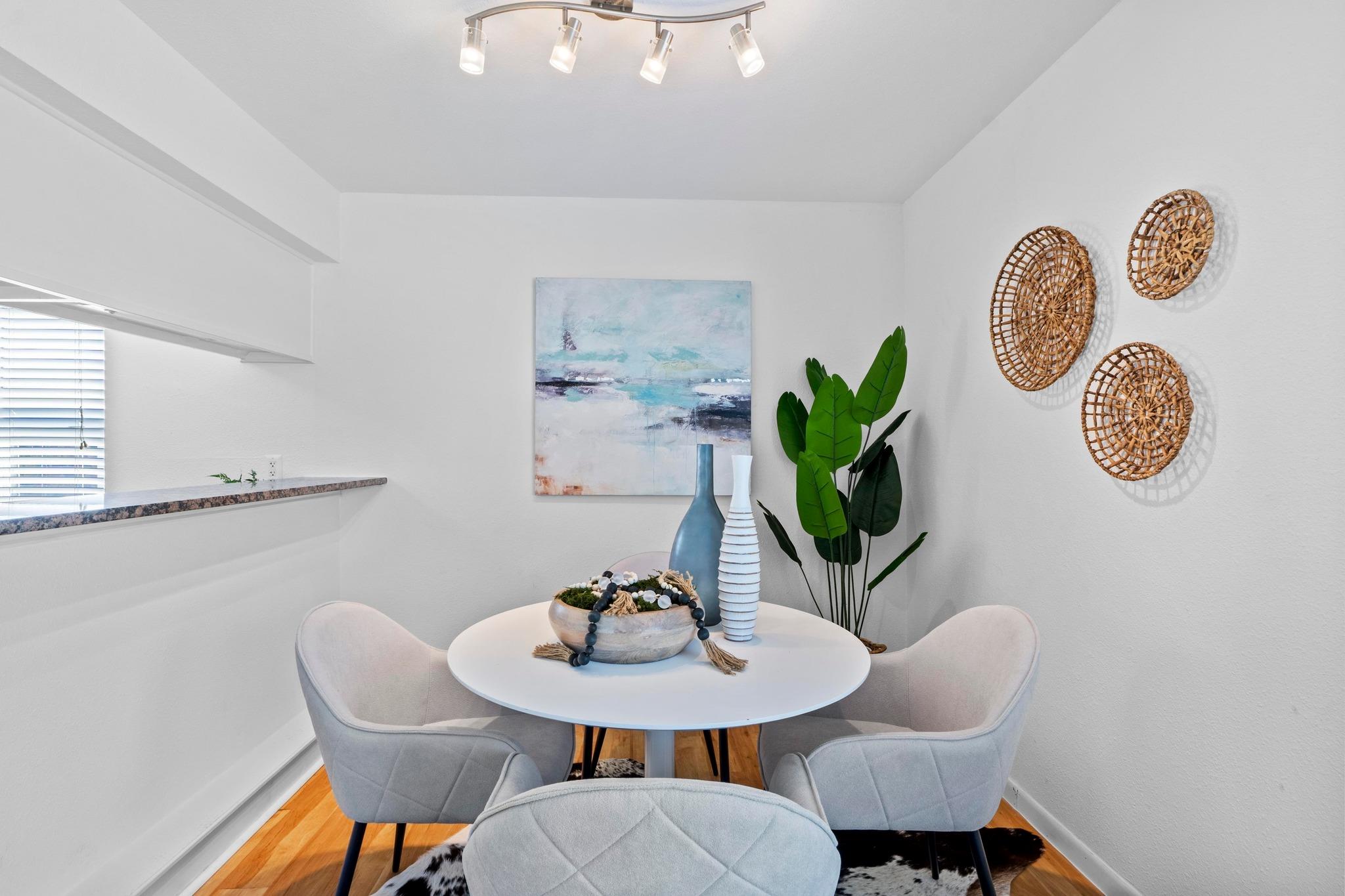 2450 Ashdale Dr # A204, Austin, TX 78757