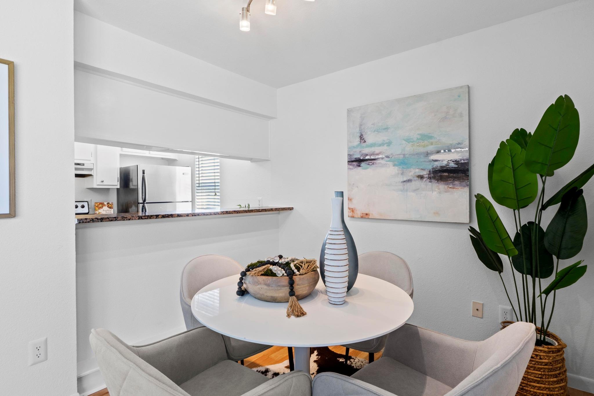 2450 Ashdale Dr # A204, Austin, TX 78757