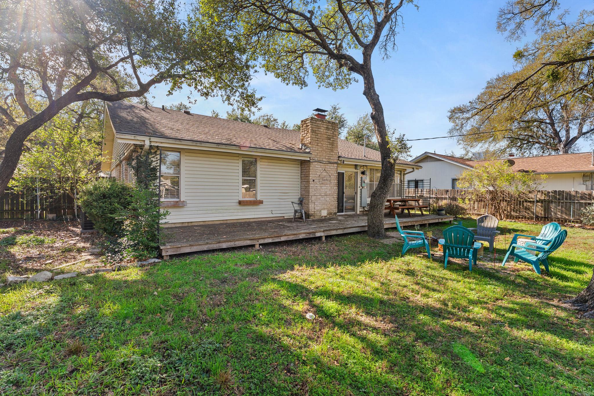 9424 Shady Oaks Dr, Austin, TX 78729