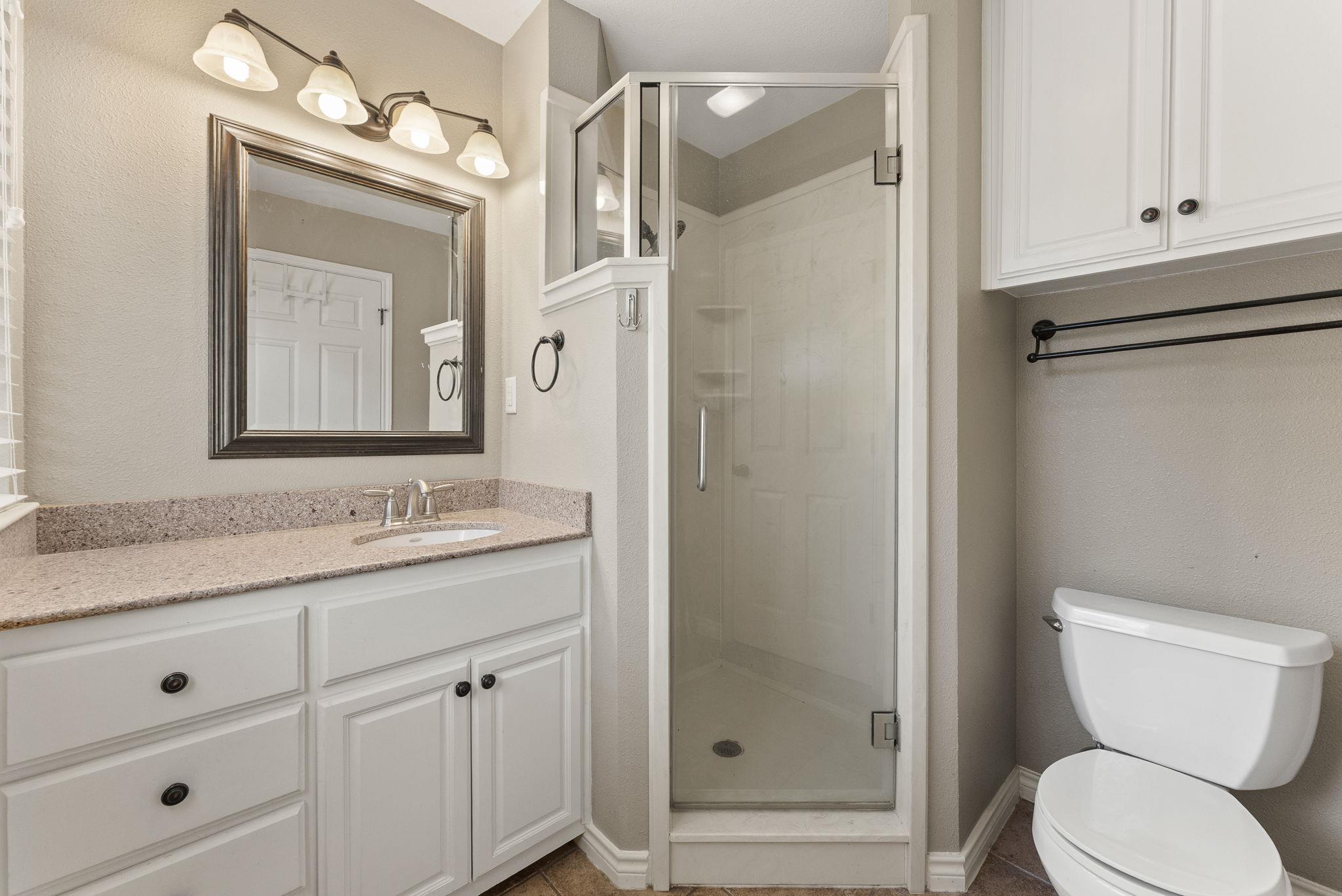 9424 Shady Oaks Dr, Austin, TX 78729