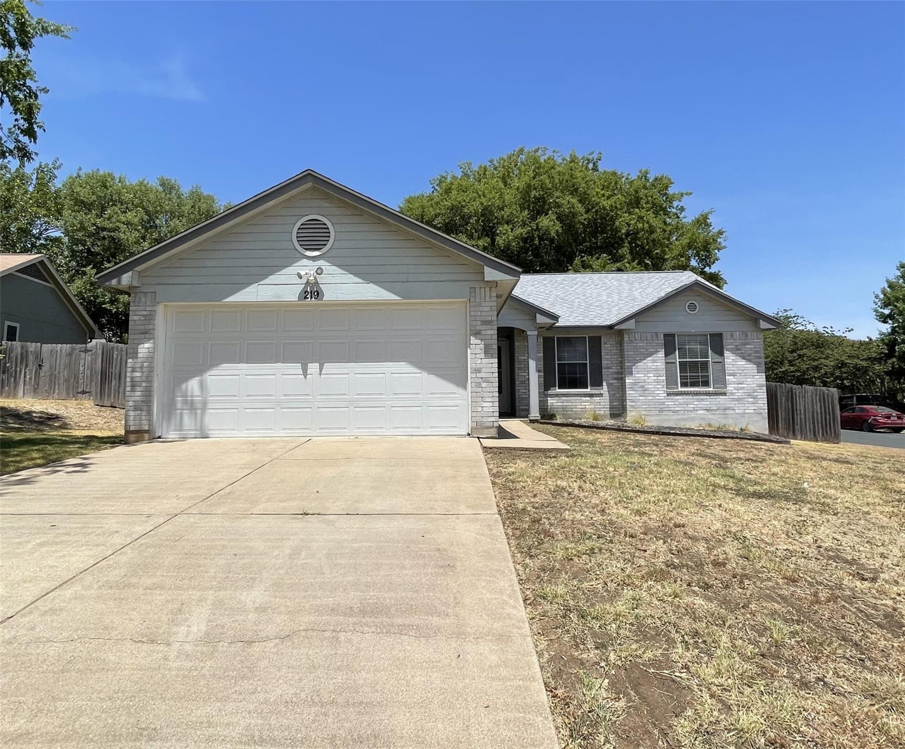 219 Crystal Knoll Blvd, Georgetown, TX 78626