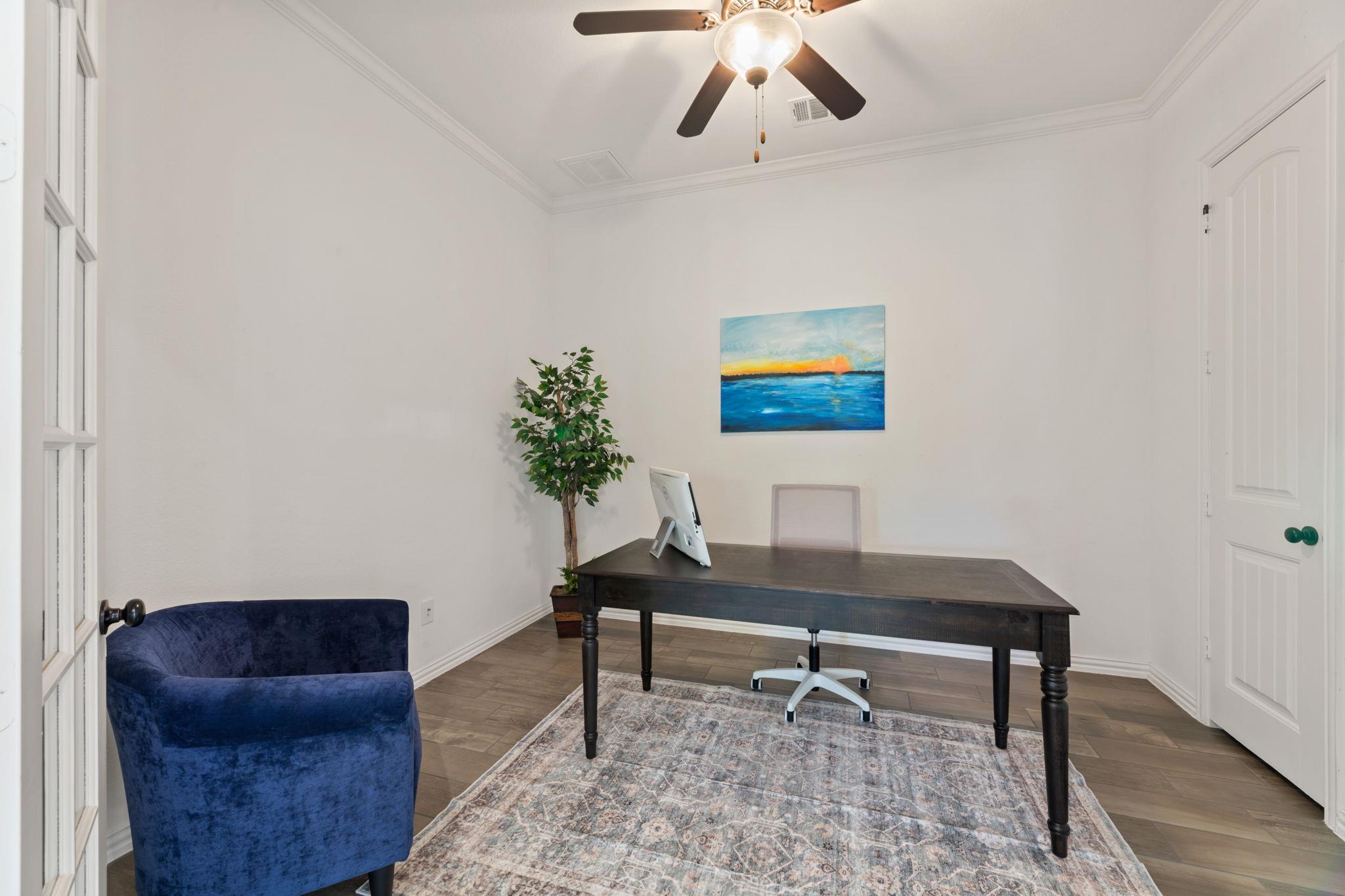 4700 Topacio Dr, Spicewood, TX 78669