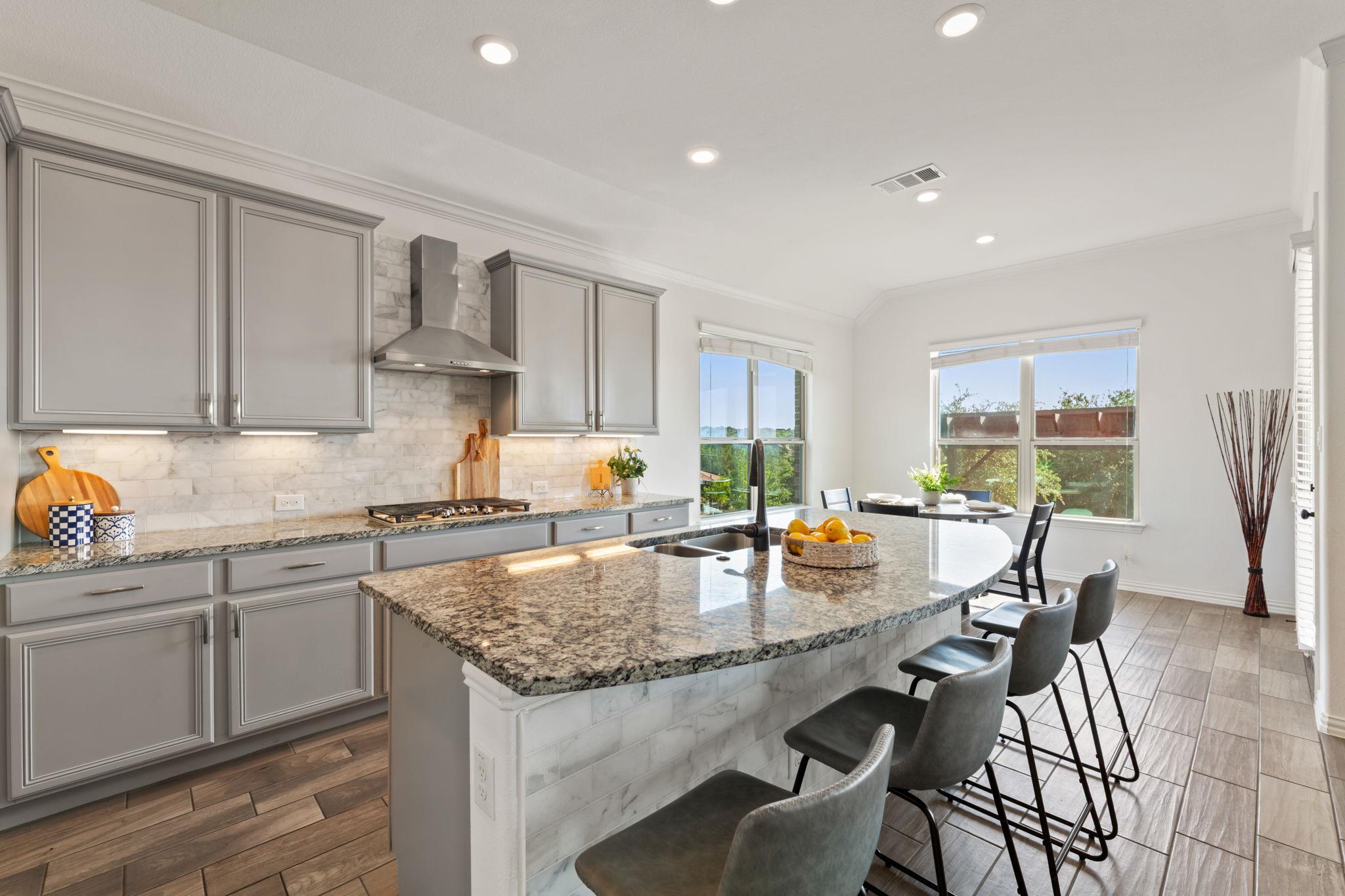 4700 Topacio Dr, Spicewood, TX 78669