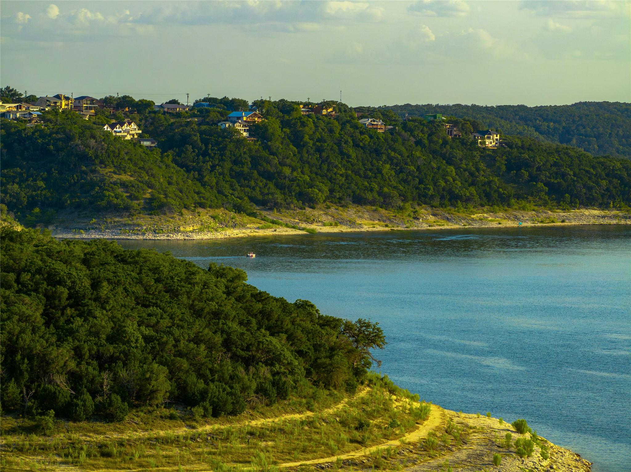 181 Spring Mountain Dr, Canyon Lake, TX 78133