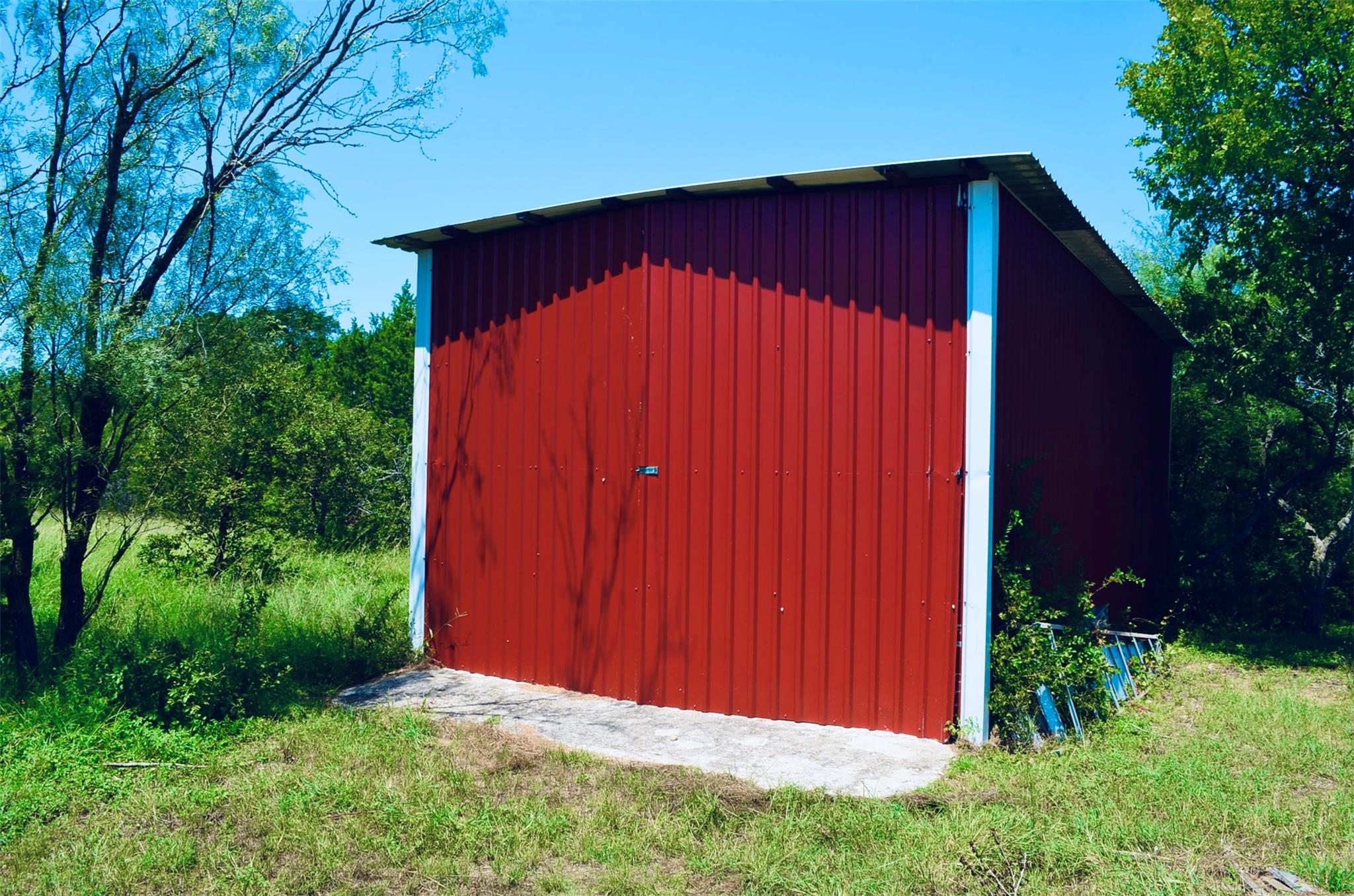 8060 County Road 210 Rd, Bertram, TX 78605