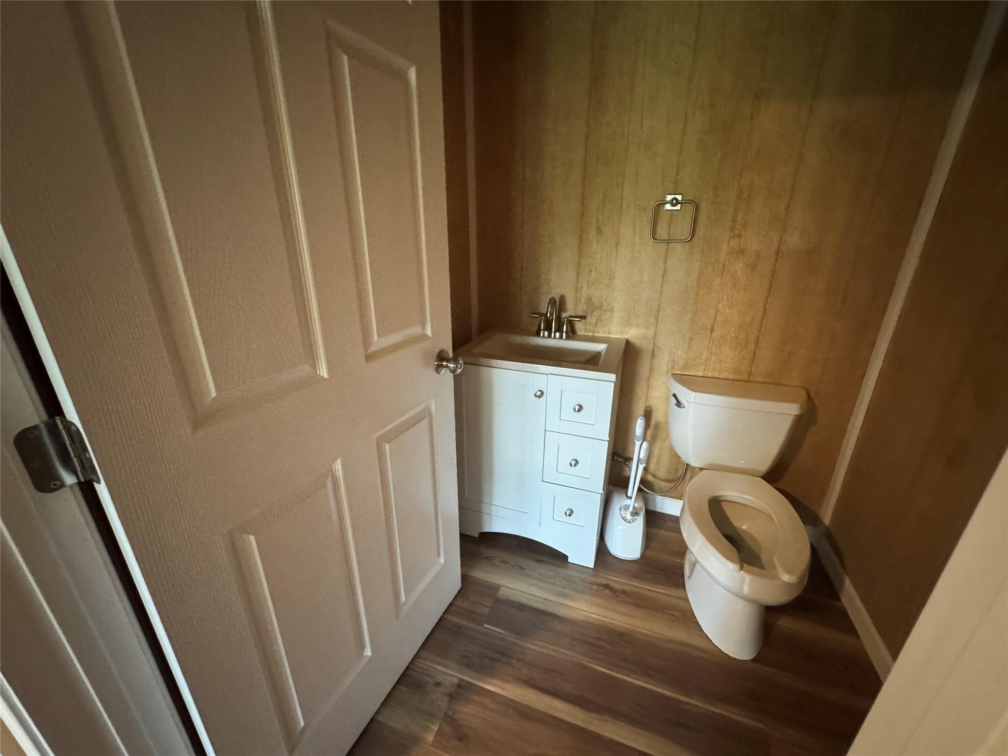 8060 County Road 210 Rd, Bertram, TX 78605