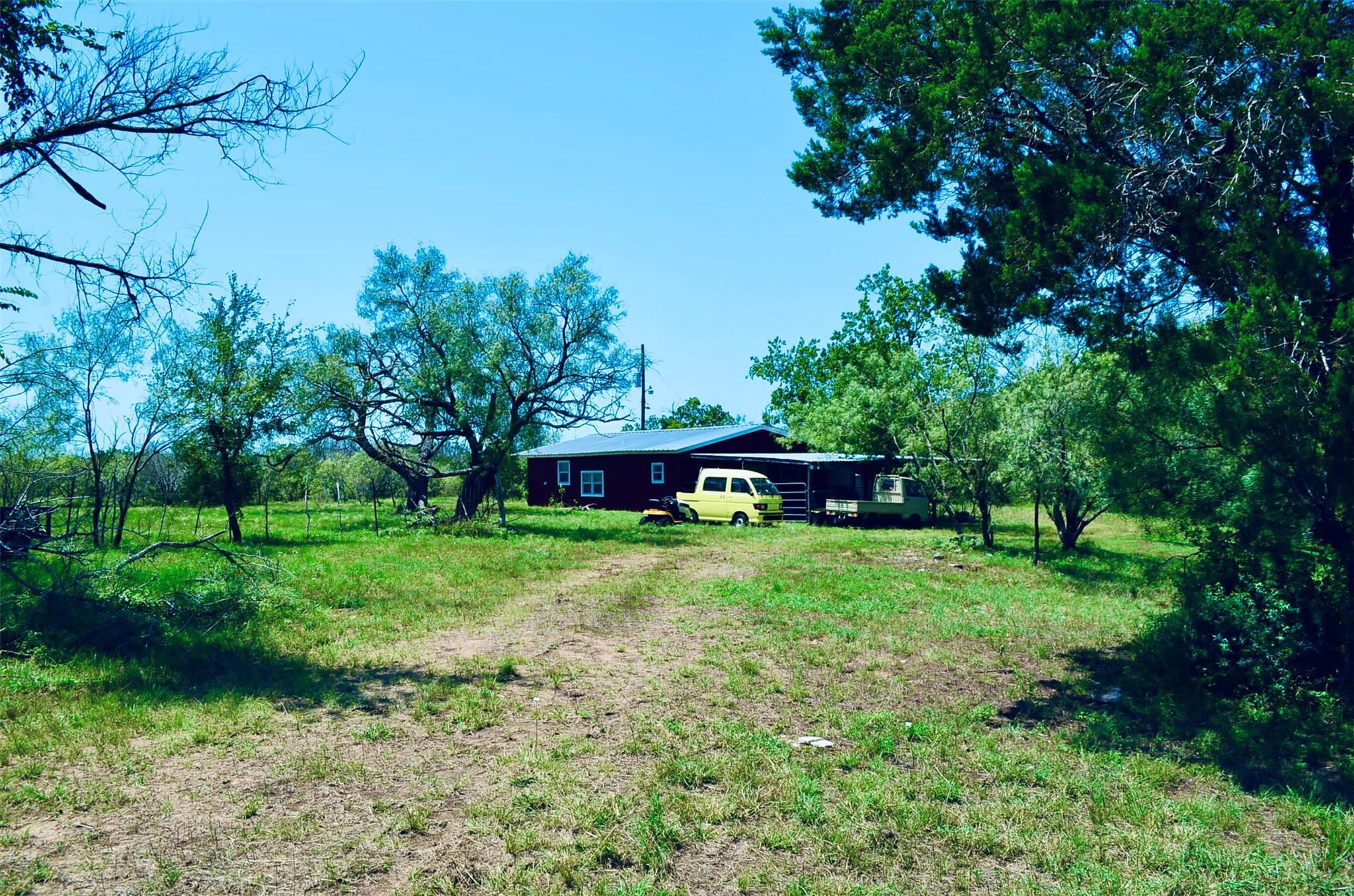 8060 County Road 210 Rd, Bertram, TX 78605