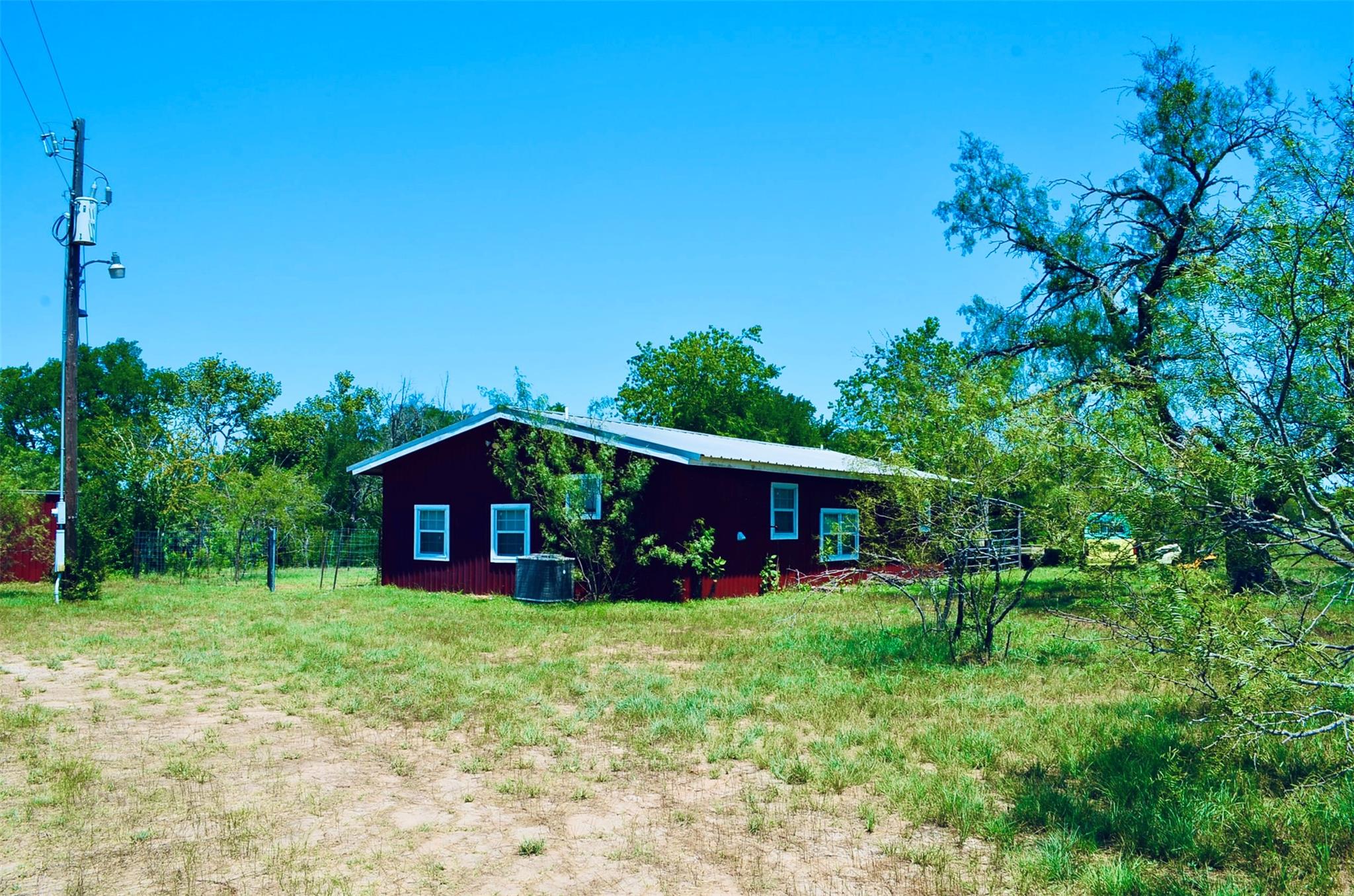 8060 County Road 210 Rd, Bertram, TX 78605