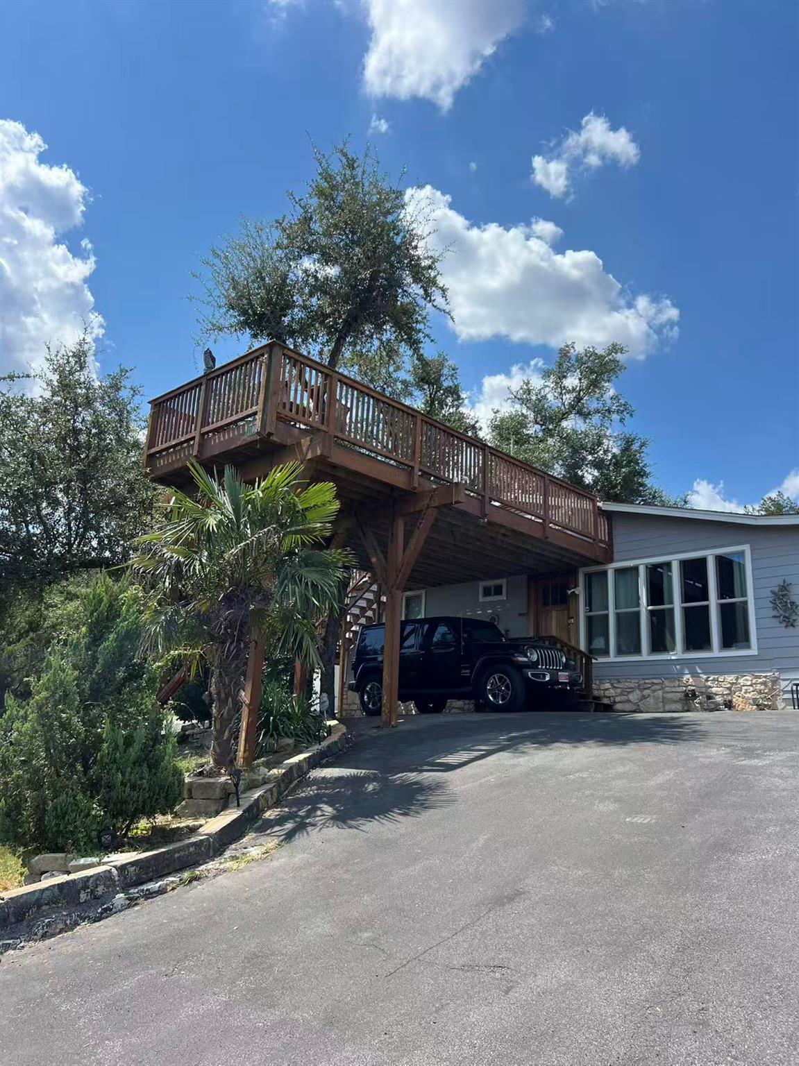 11014 W Lake Terrace Dr, Jonestown, TX 78645