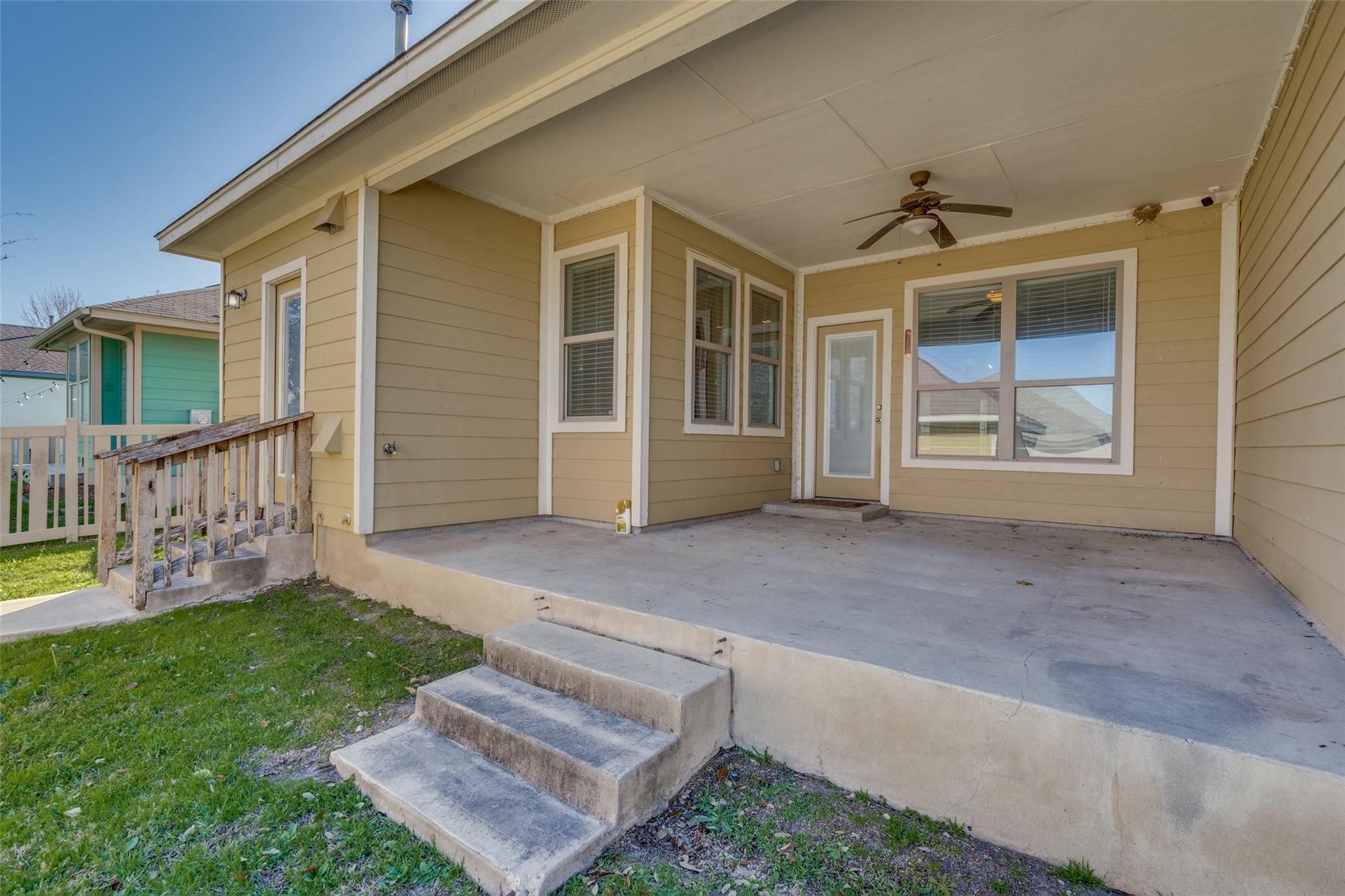 1019 Powell St, Kyle, TX 78640