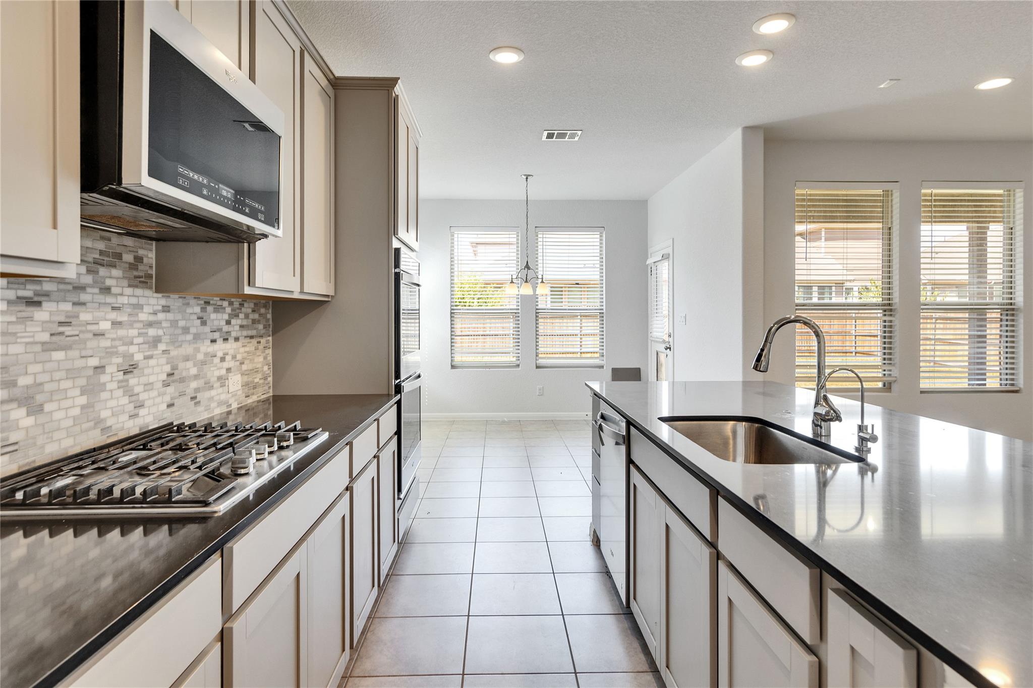 6408 Golden Bough Ln, Pflugerville, TX 78660