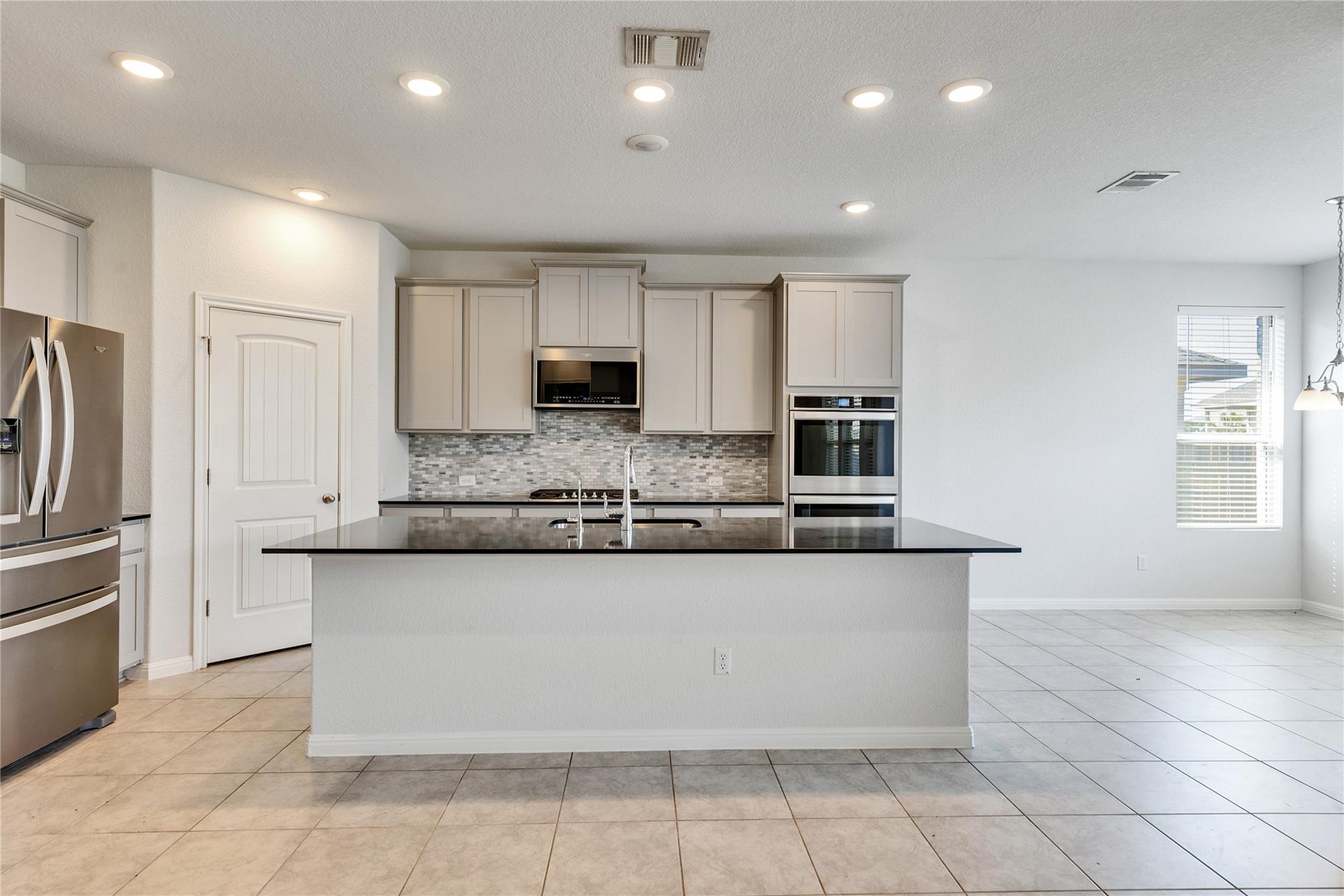 6408 Golden Bough Ln, Pflugerville, TX 78660